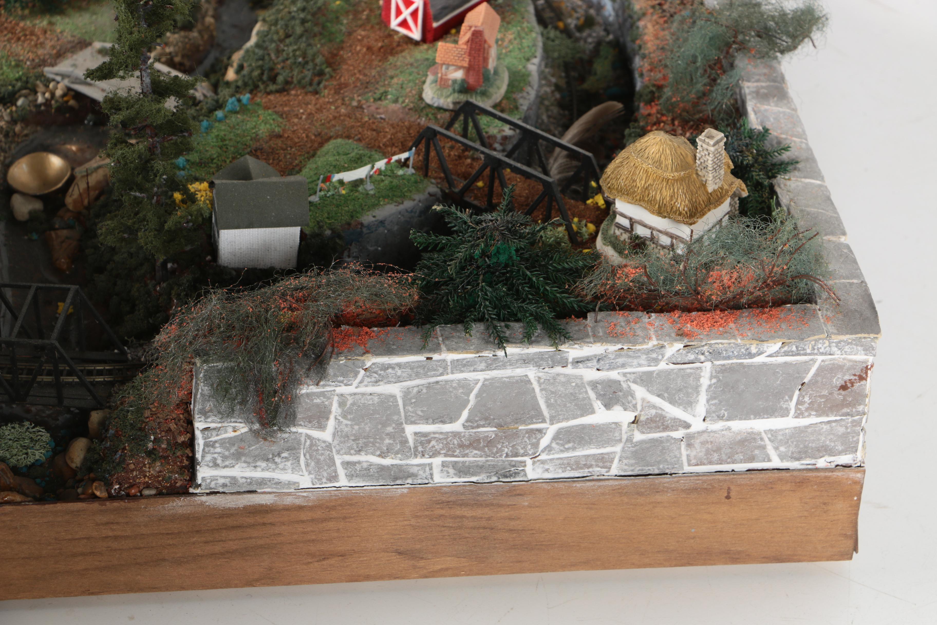 1996 Märklin Mini-Club Miniature Train Set by Charles Tebelman