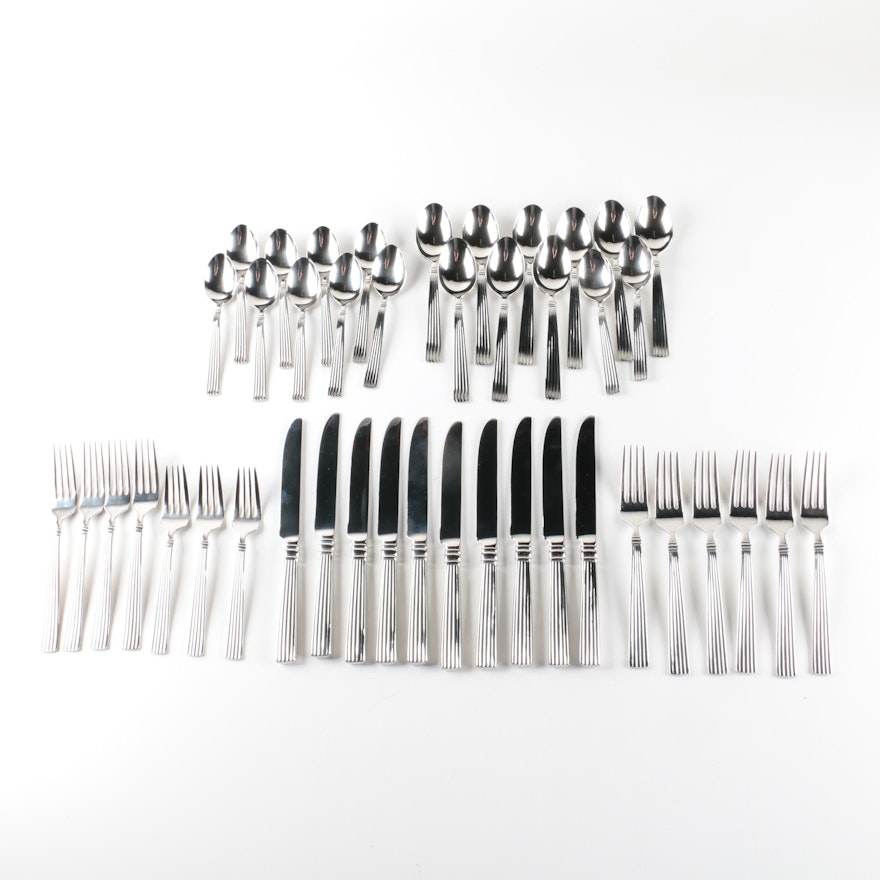 Reed & Barton Stainless Steel Flatware Set