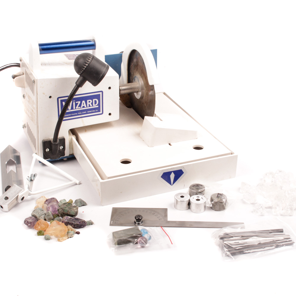Diamond Pacific Lapidary Saw with Accessories