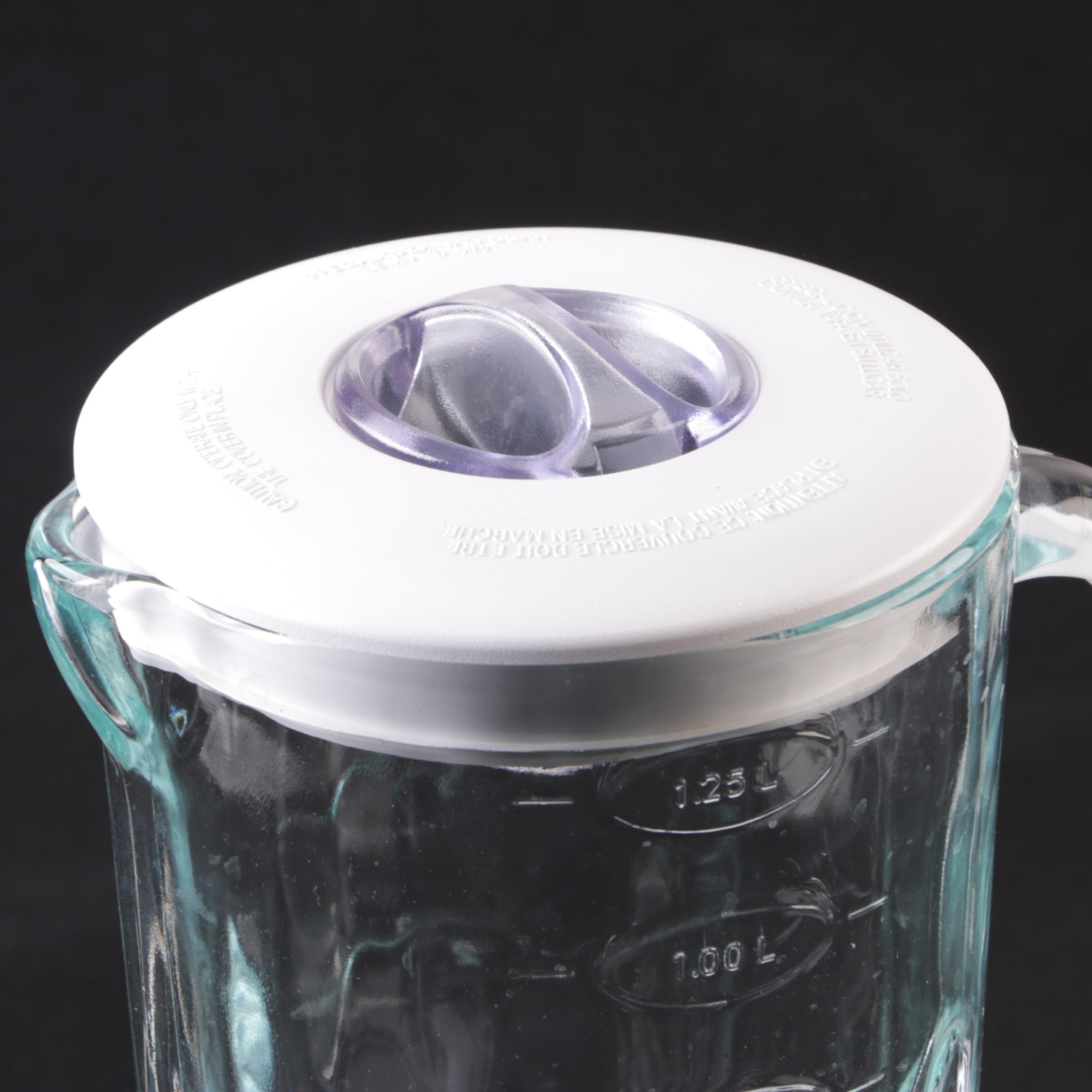 KitchenAid Toaster, Oster "Osterizer" Blender and Cuisinart Hand Mixer