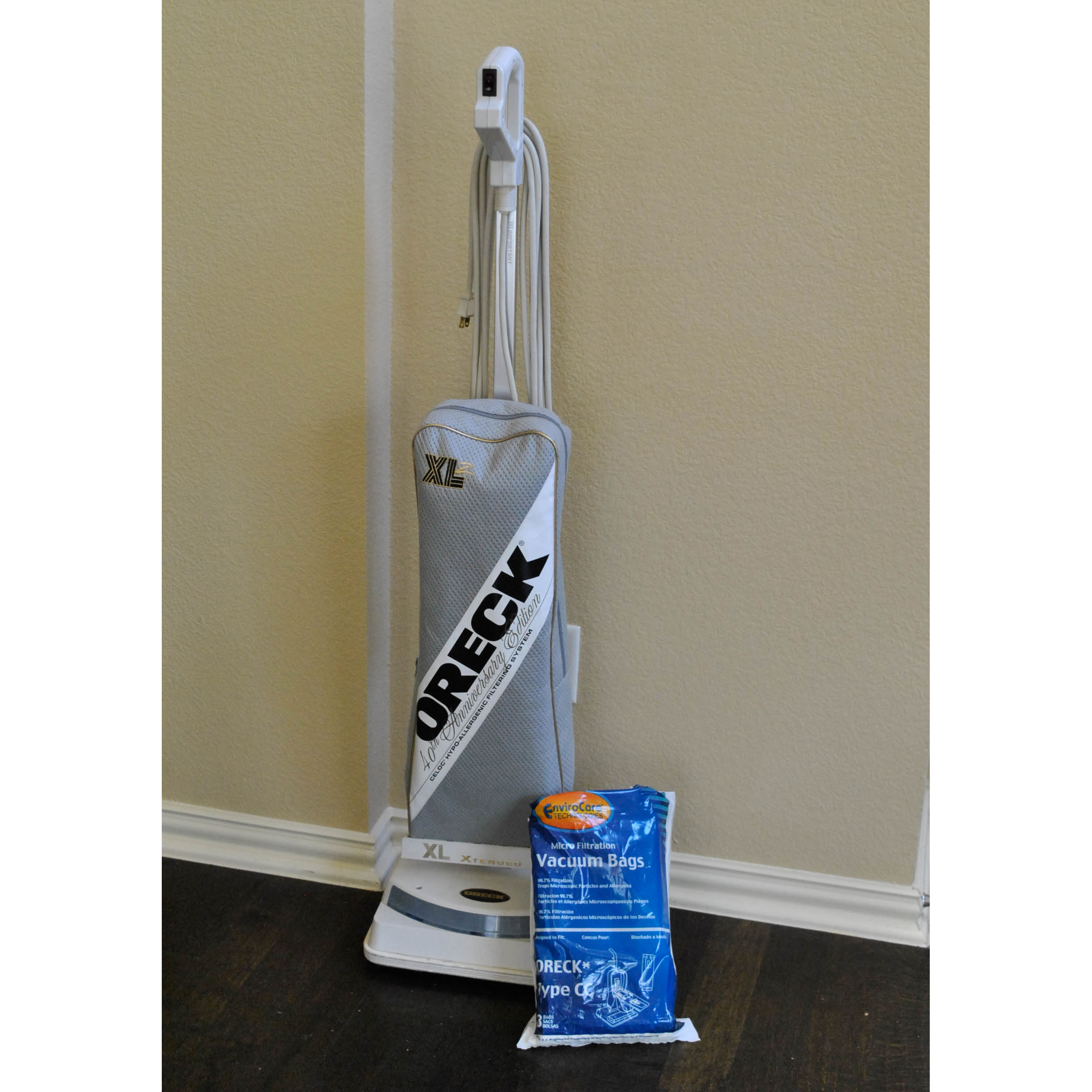 Oreck 40th Anniversary Edition XL Celoc Hypo-Allergenic Filtering System Vacuum