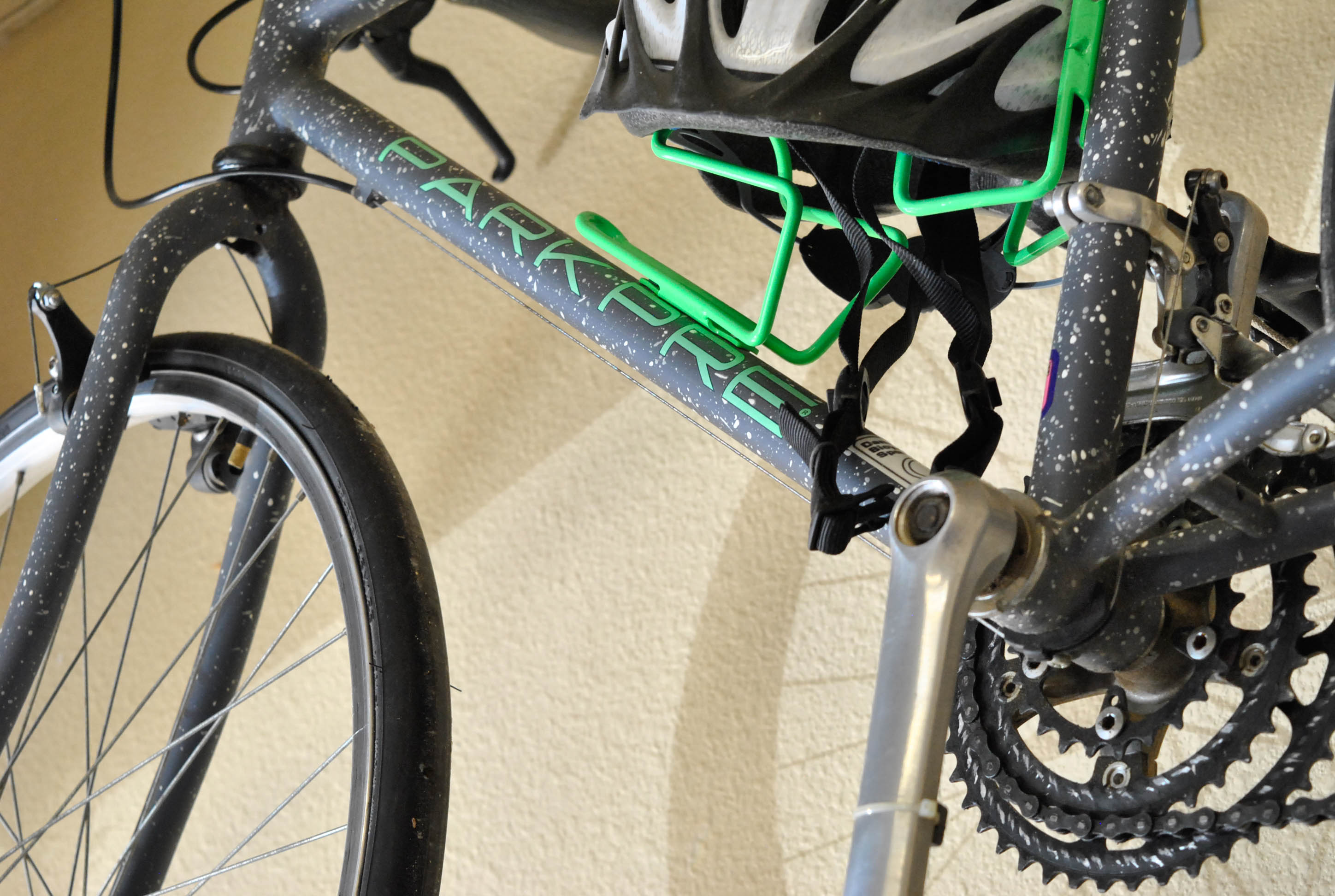 Parkpre Road Bicycle with Pump and Helmet