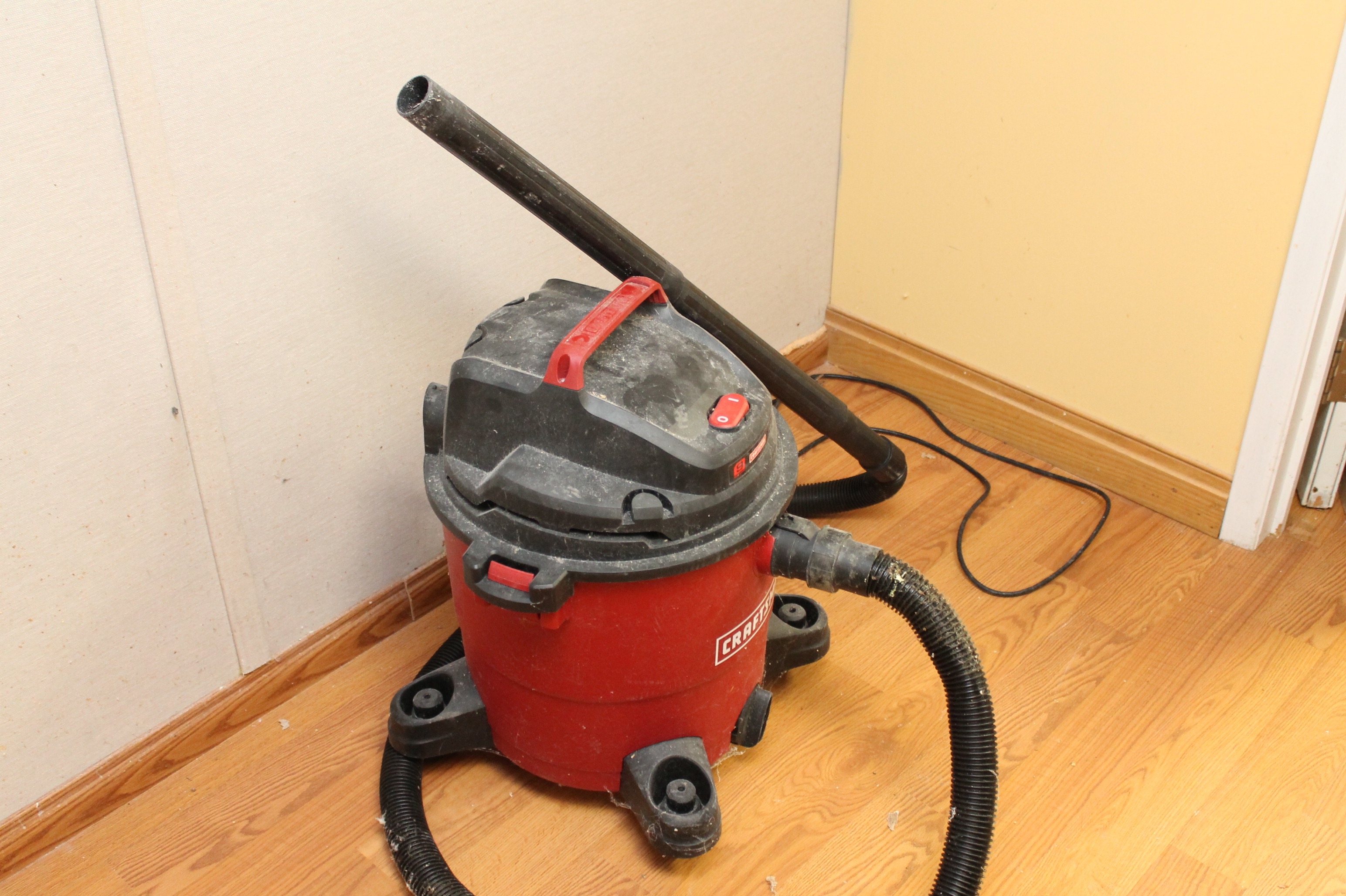 Craftsman Nine Gallon Wet/Dry Vacuum
