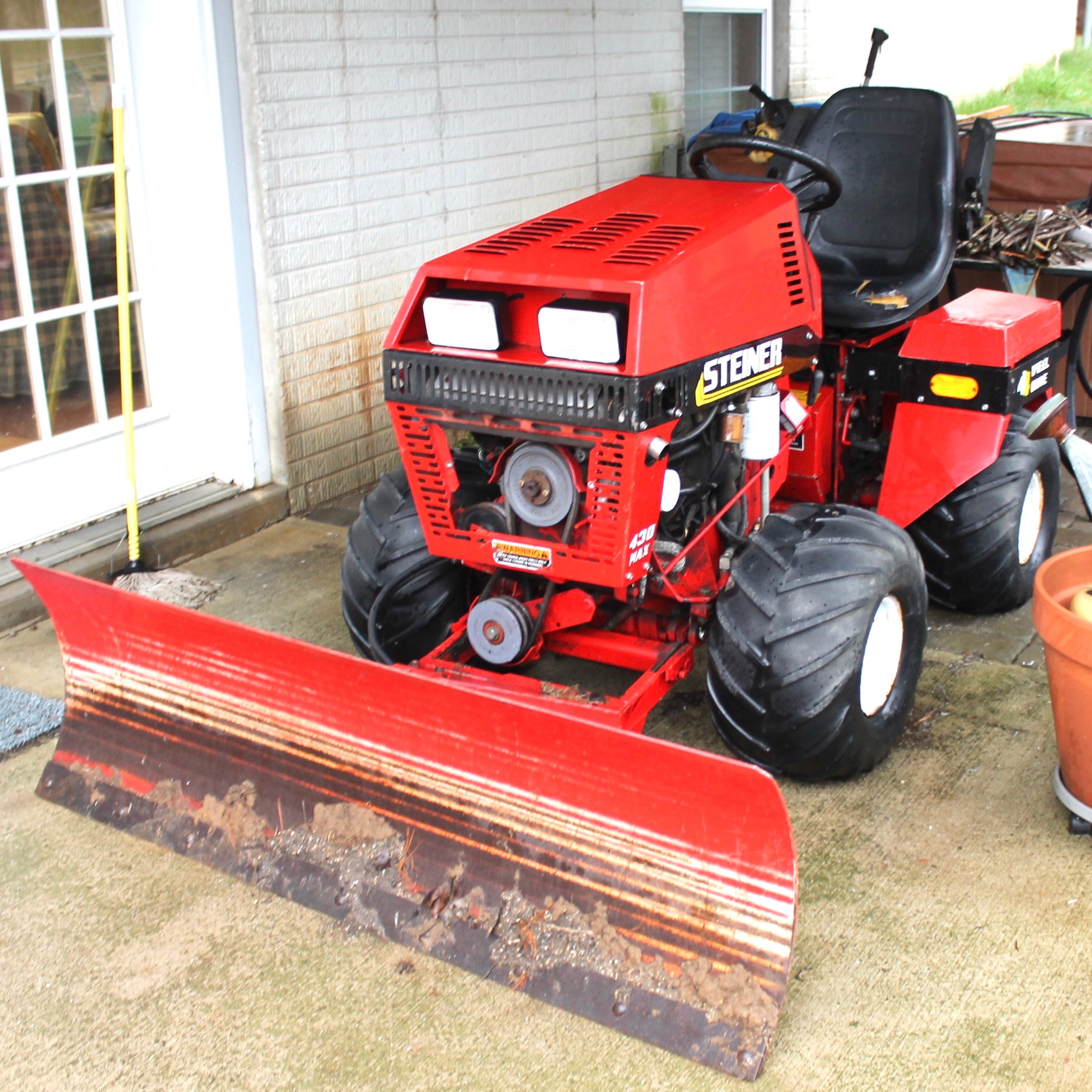 Steiner 430 Max Lawn Tractor with 60" Cutting Deck and Dozer Blade