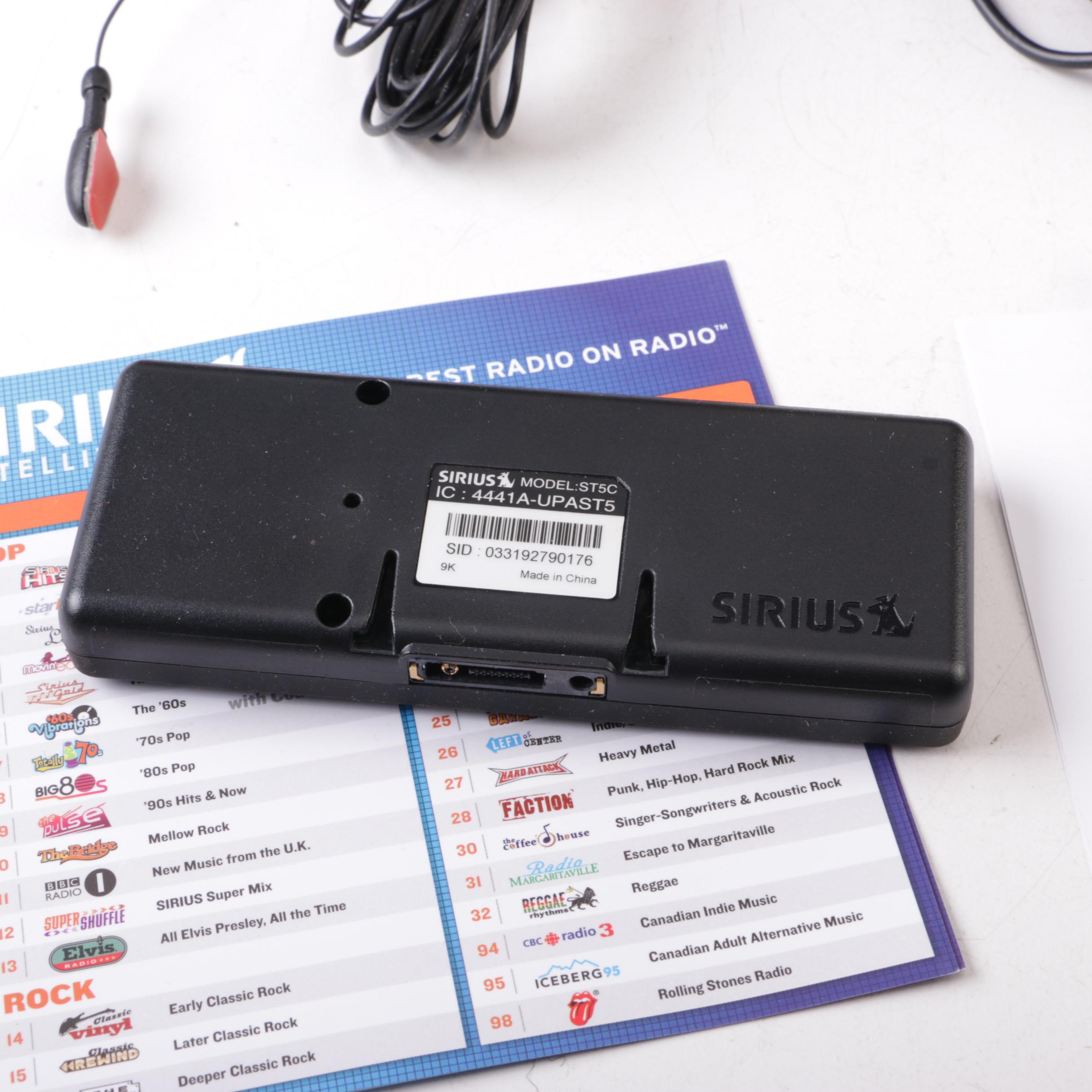 Sirius Portable Speaker Dock