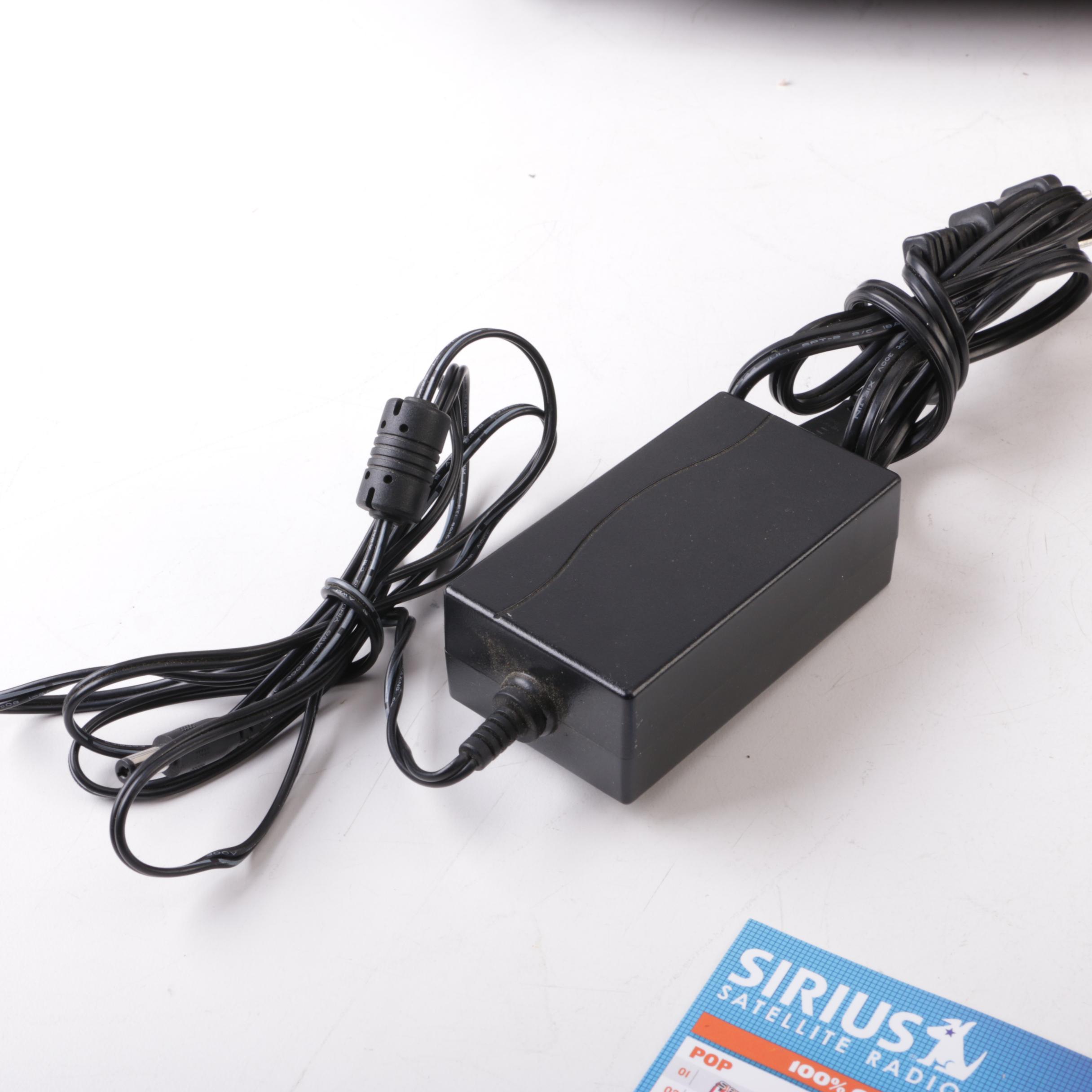 Sirius Portable Speaker Dock