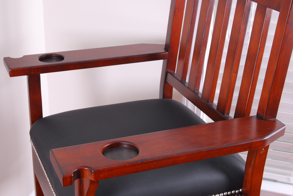 American Heritage Billiards "King" Game Chair