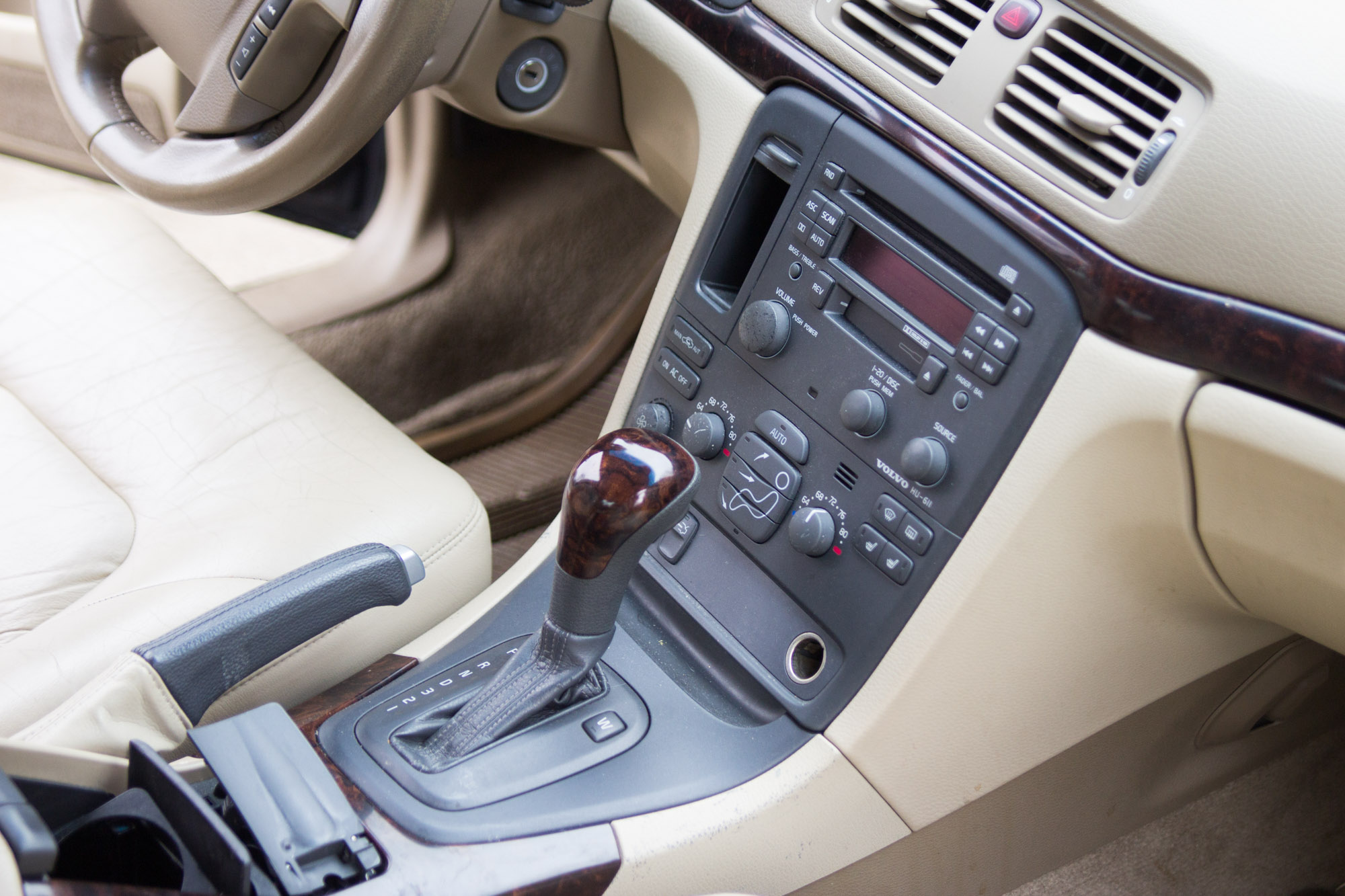 2002 Volvo S80 Sedan