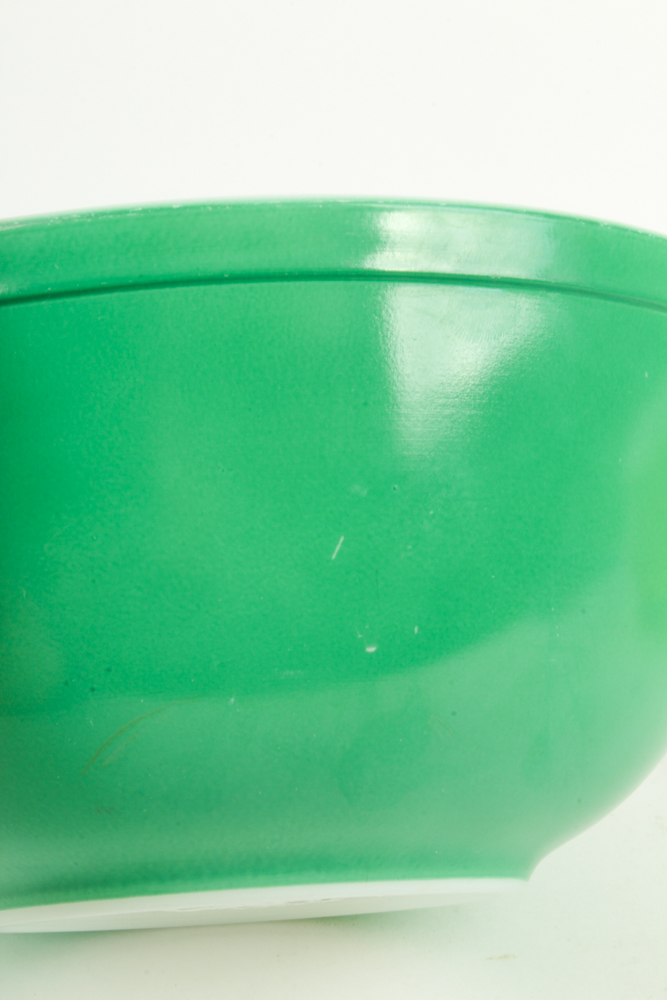 Vintage Pyrex "Primary Colors" Mixing Bowls in Yellow and Green 1940s