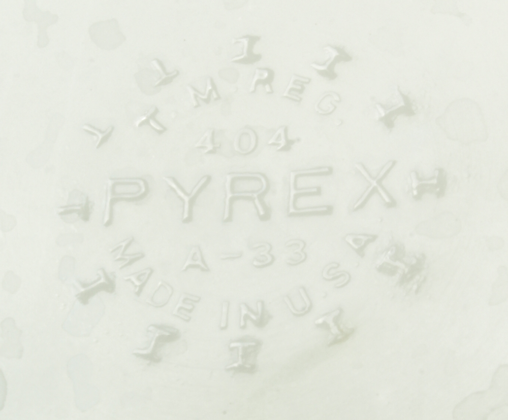 Vintage Pyrex "Primary Colors" Mixing Bowls in Yellow and Green 1940s