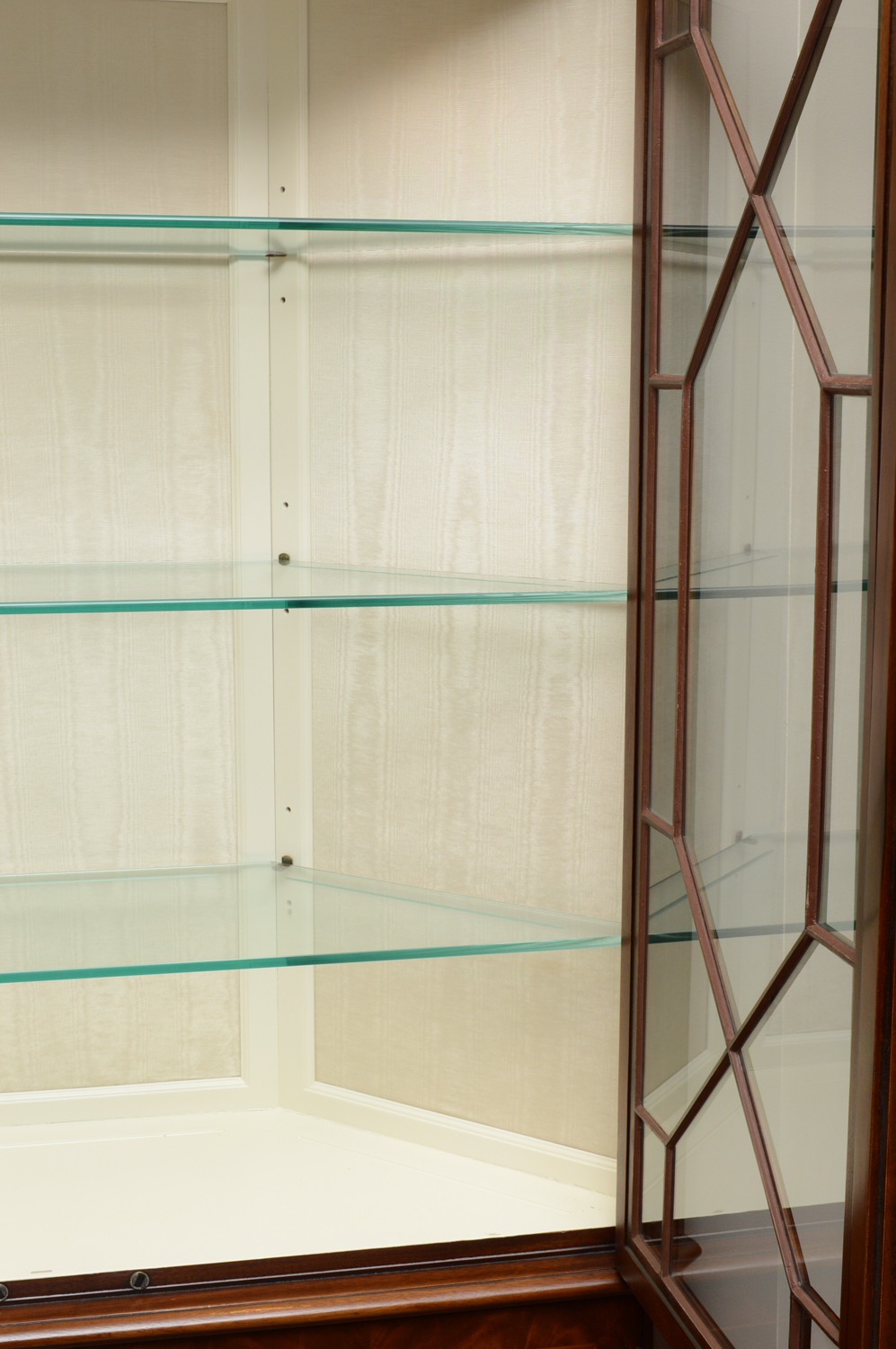 Chippendale Style Lighted Corner Cabinet