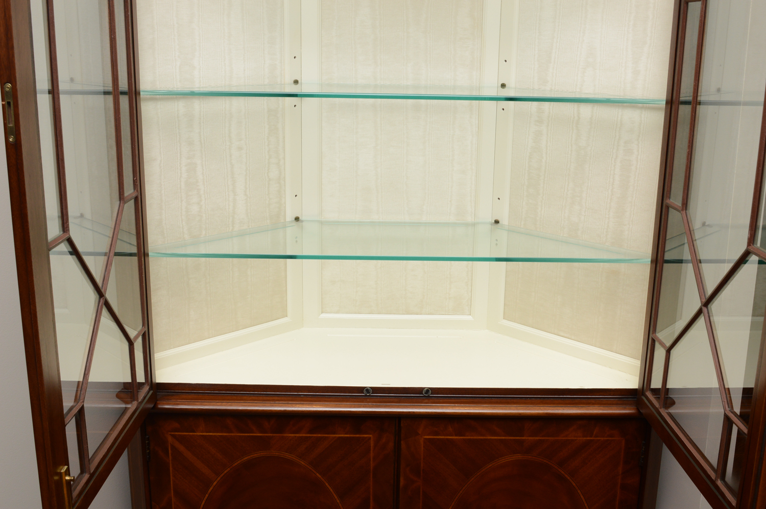 Chippendale Style Lighted Corner Cabinet