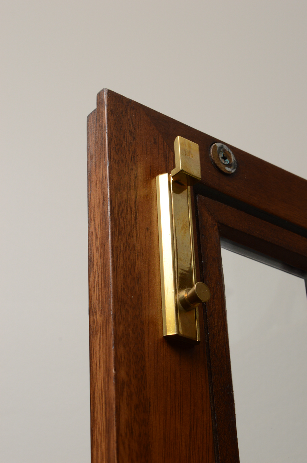 Chippendale Style Lighted Corner Cabinet