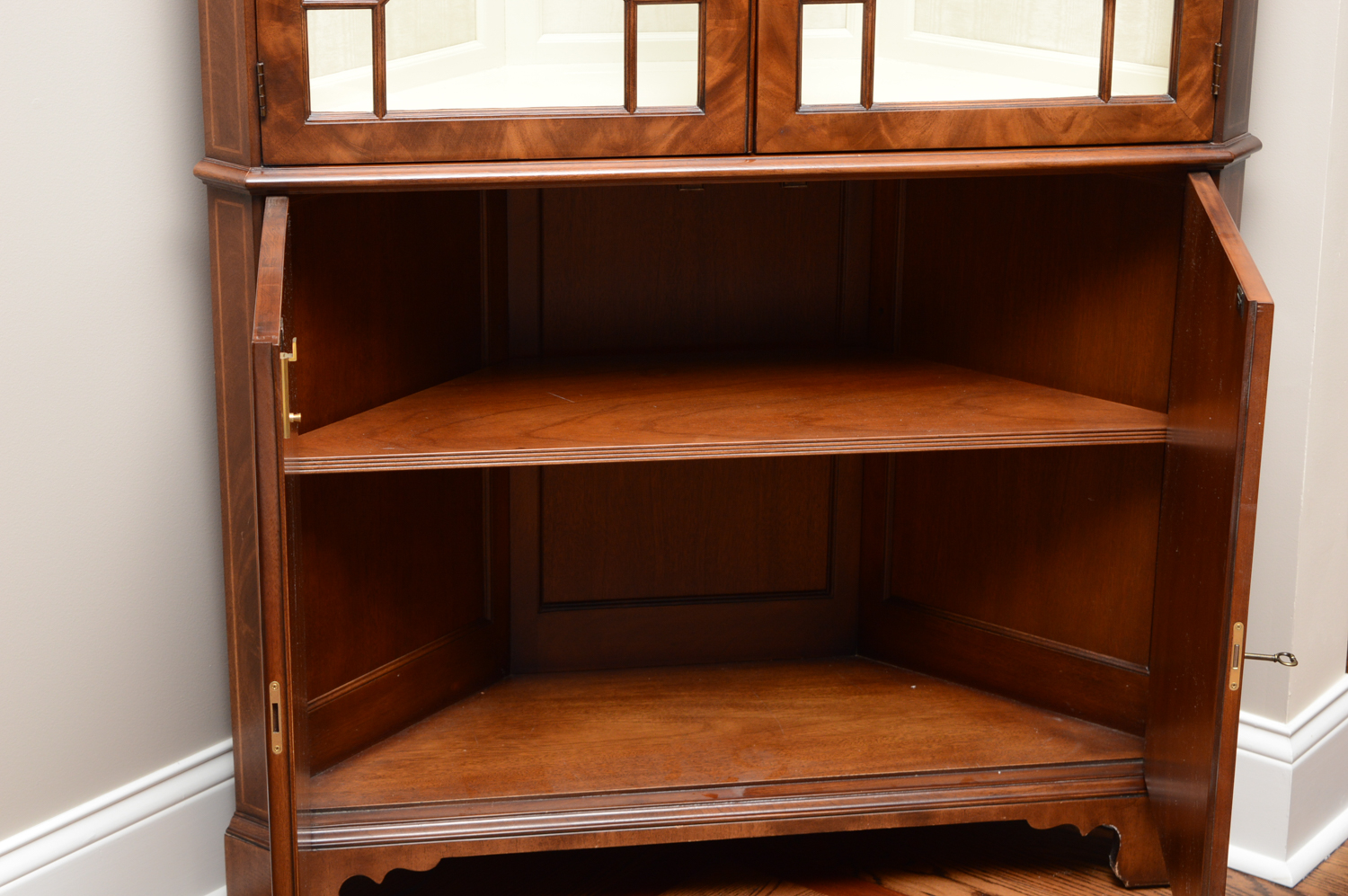 Chippendale Style Lighted Corner Cabinet