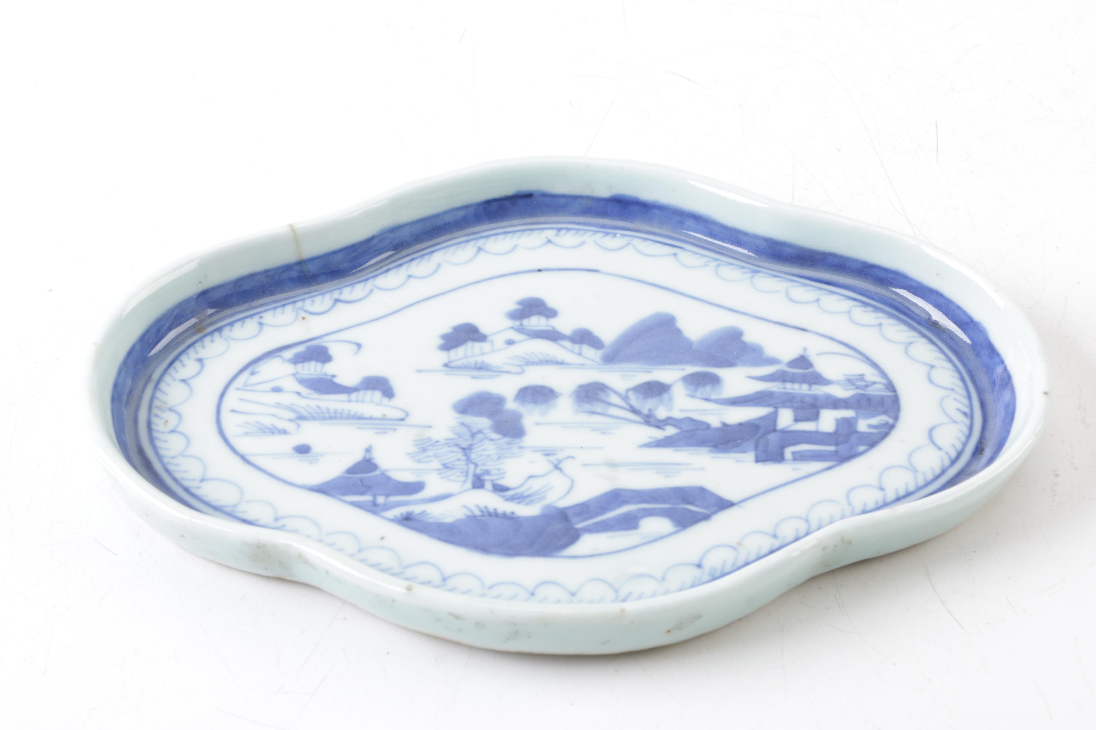 Antique Chinese Export Canton Porcelain Tableware