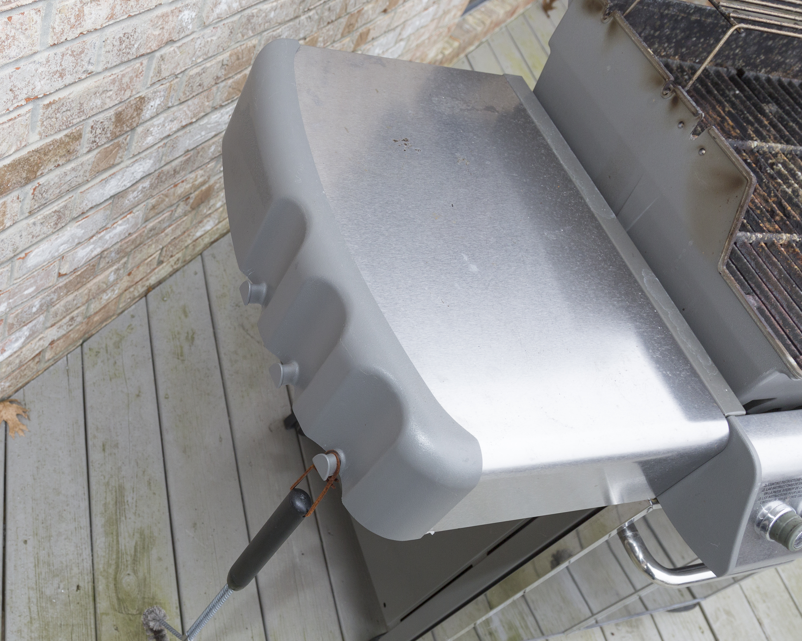 Weber Genesis E-330 Gas Grill in Black