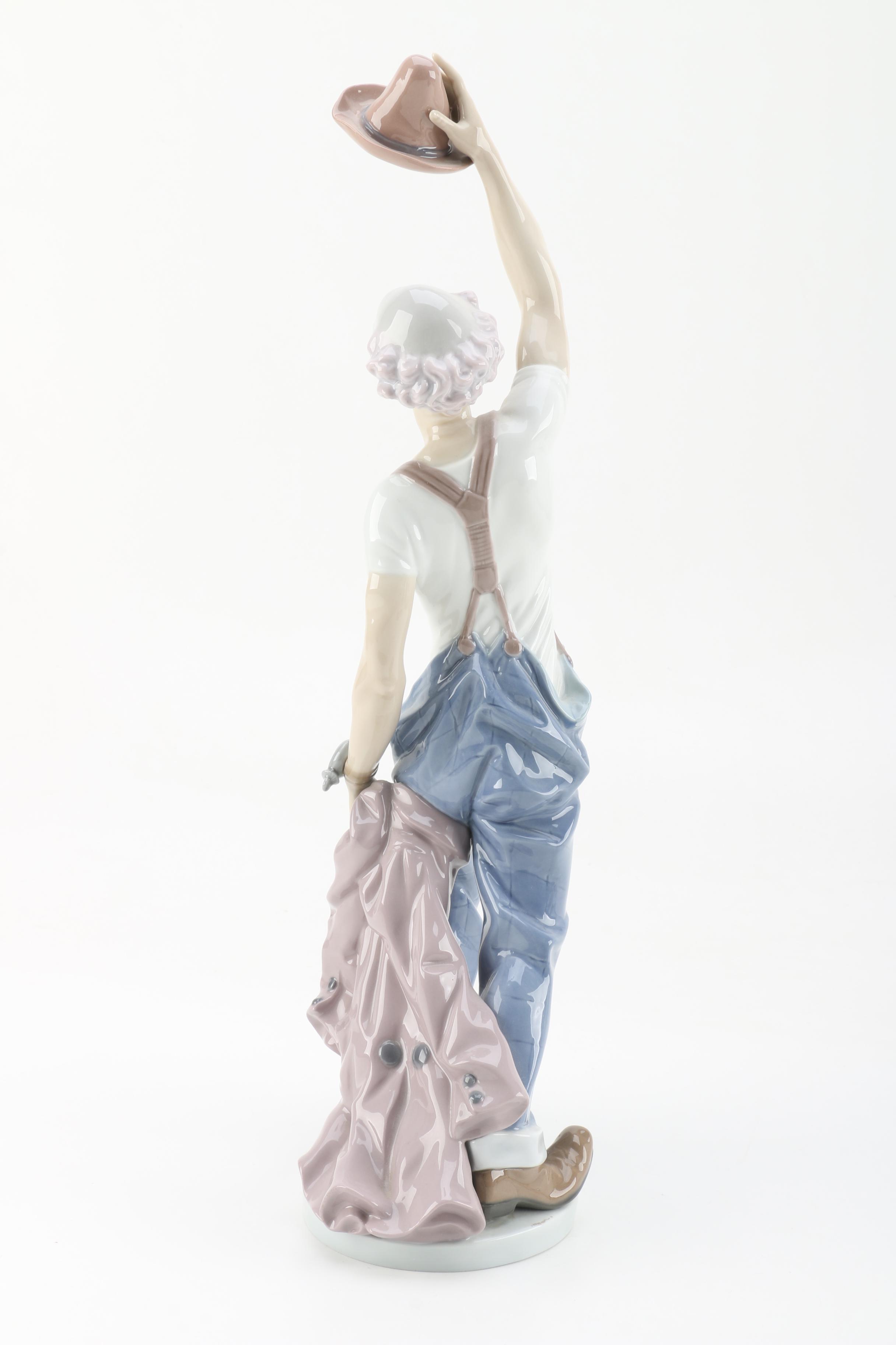 Lladro "Hats Off To Fun" Clown Figurine