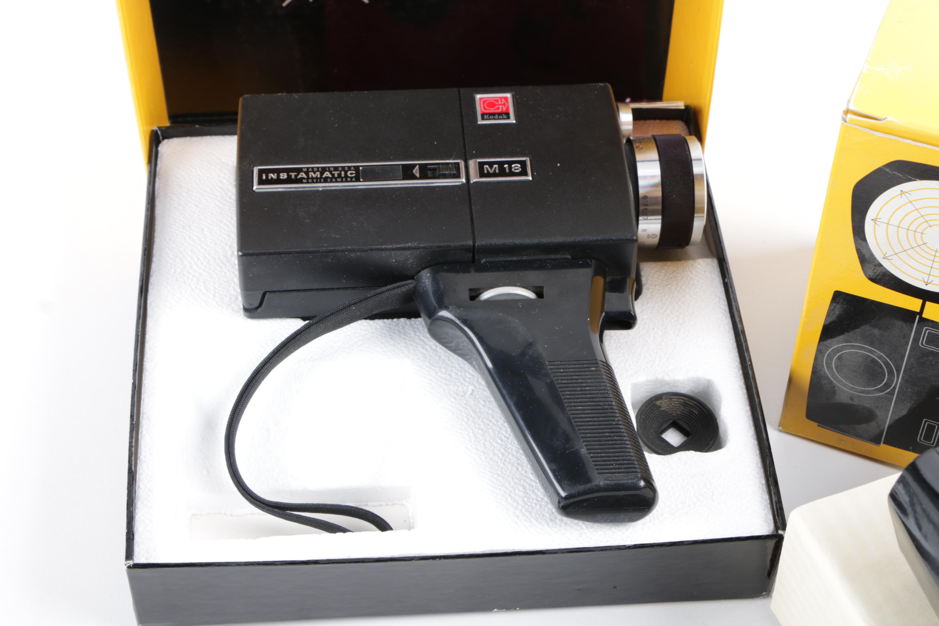 Kodak Instamatic M18 Video Camera with Model 2 Movie Light