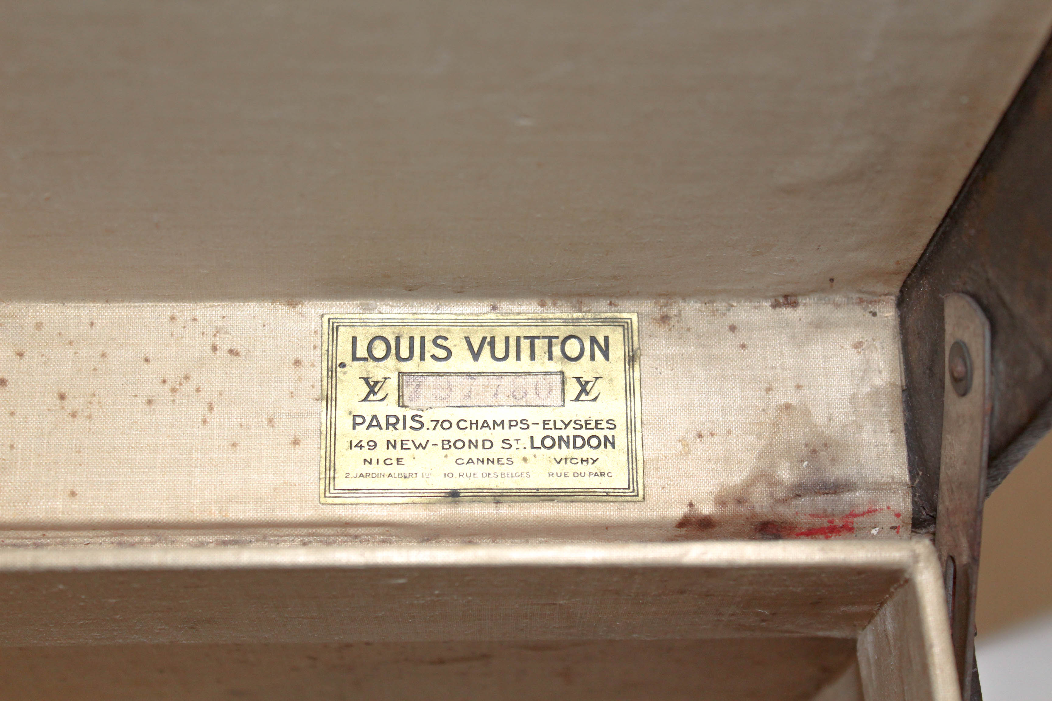 Vintage Louis Vuitton Monogram Canvas Hat Box