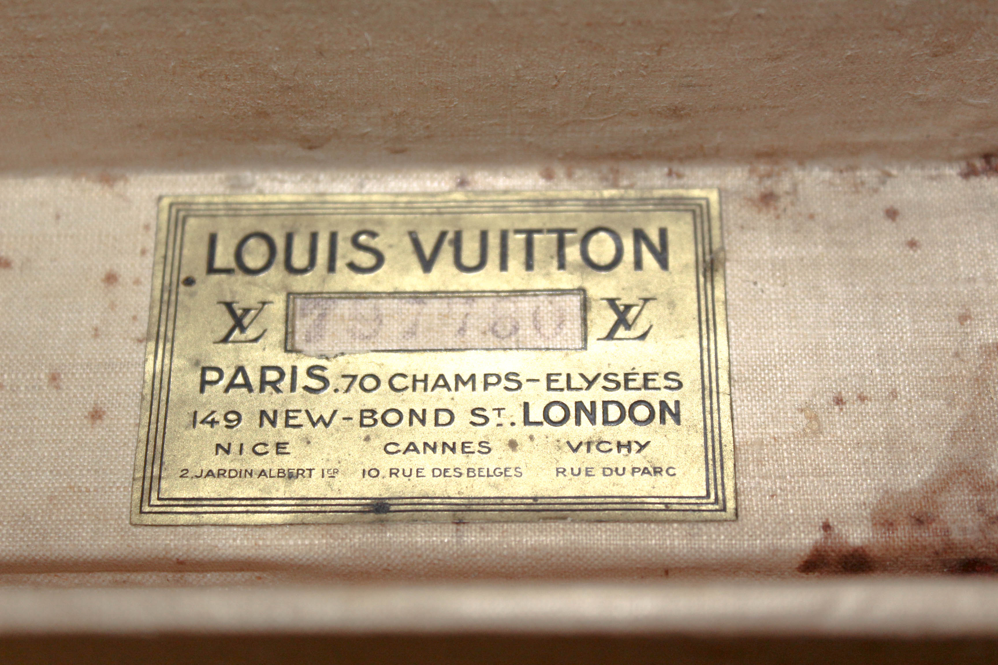 Vintage Louis Vuitton Monogram Canvas Hat Box