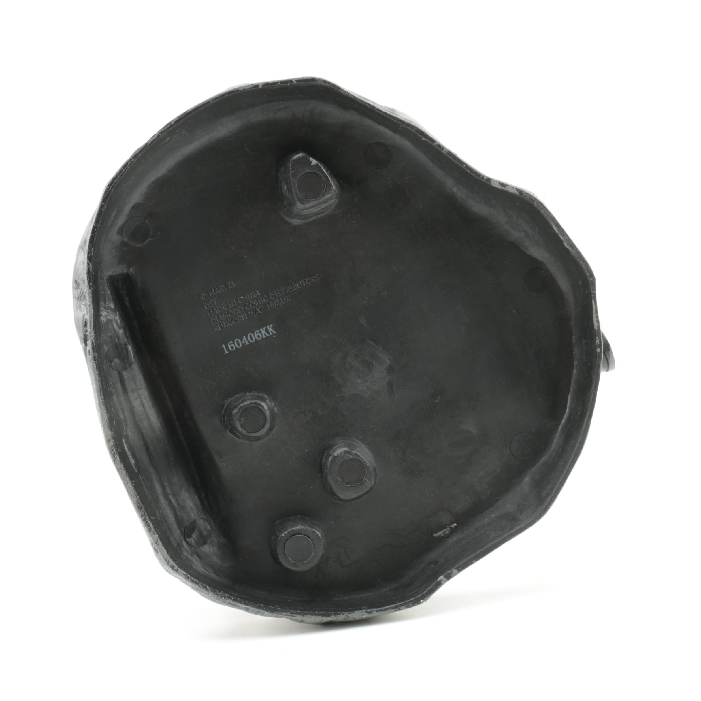 Marvel "Lady Deadpool" Figure