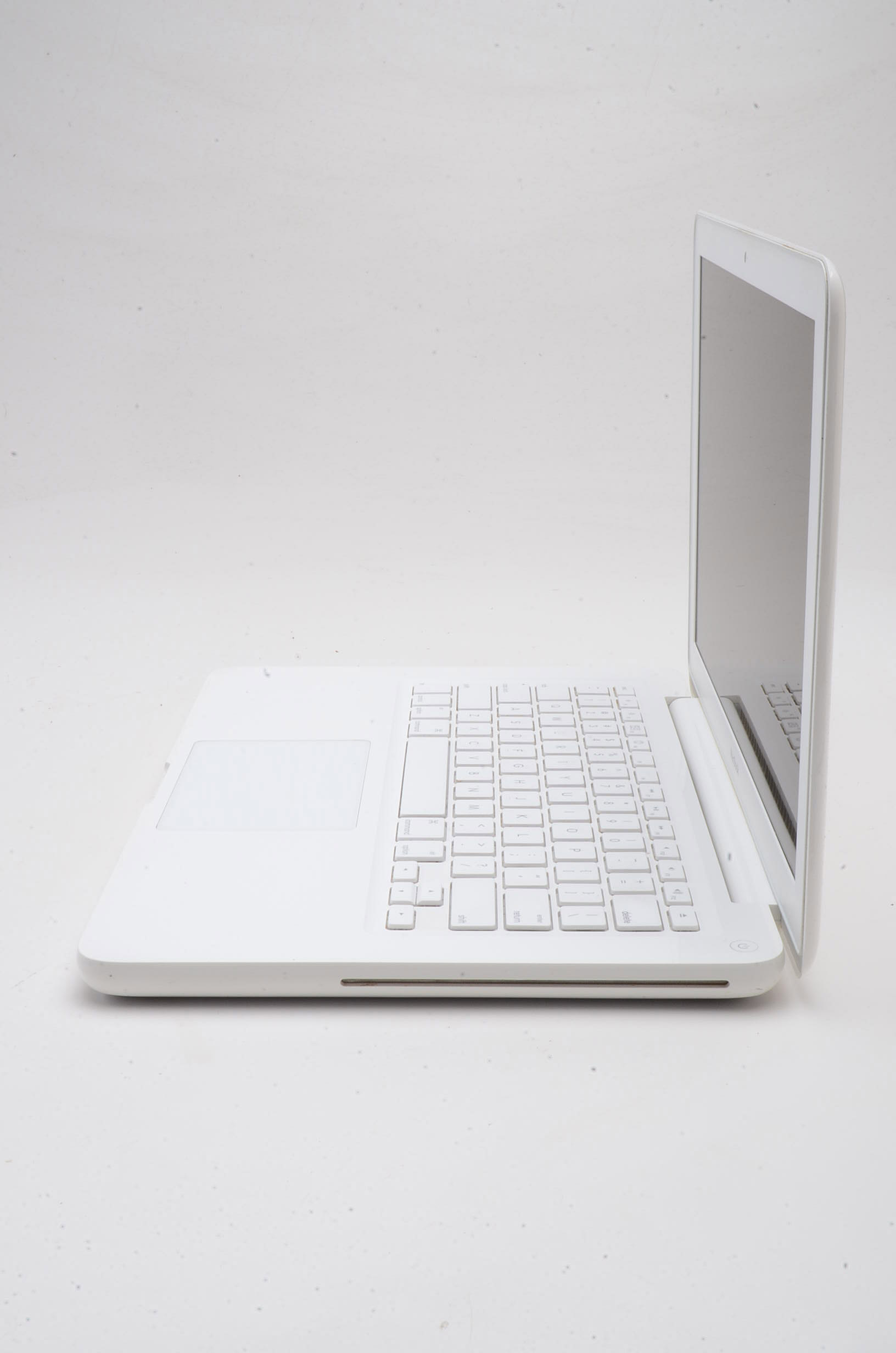 13" MacBook Laptop in White