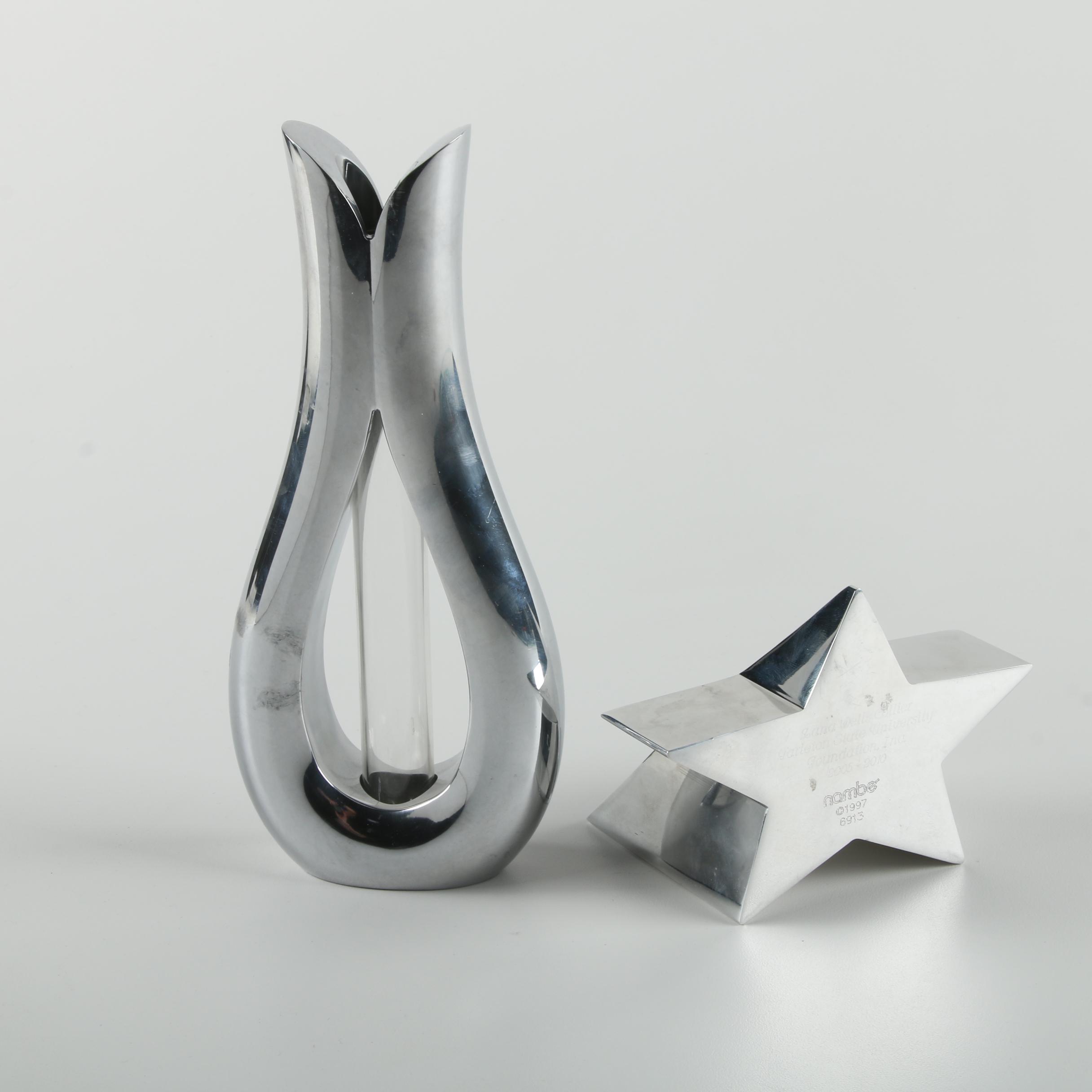 Nambé Aluminum Alloy Bud Vase With a Star Paperweight