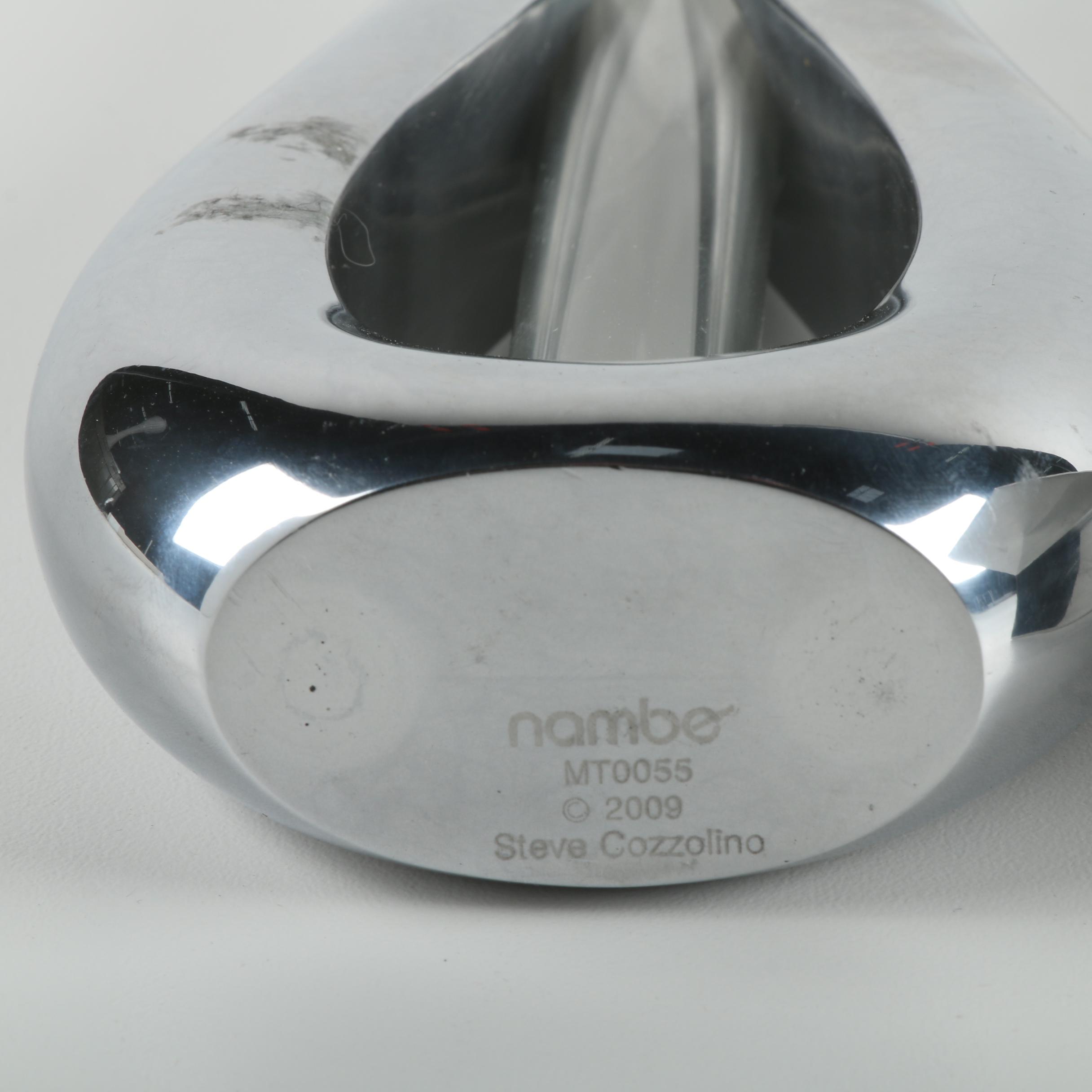 Nambé Aluminum Alloy Bud Vase With a Star Paperweight