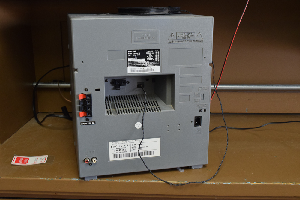 Philips 3 Disc CD Changer and Speakers