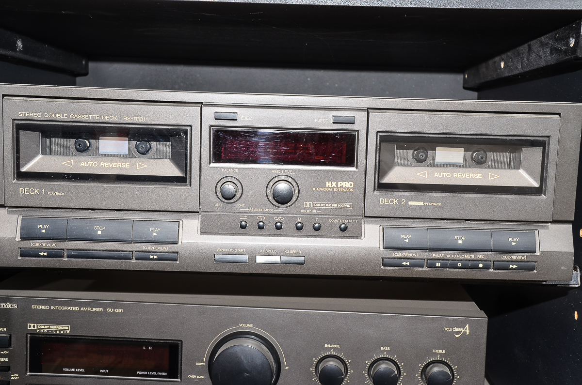 Technics Home Stereo System Equipment with Cabinet