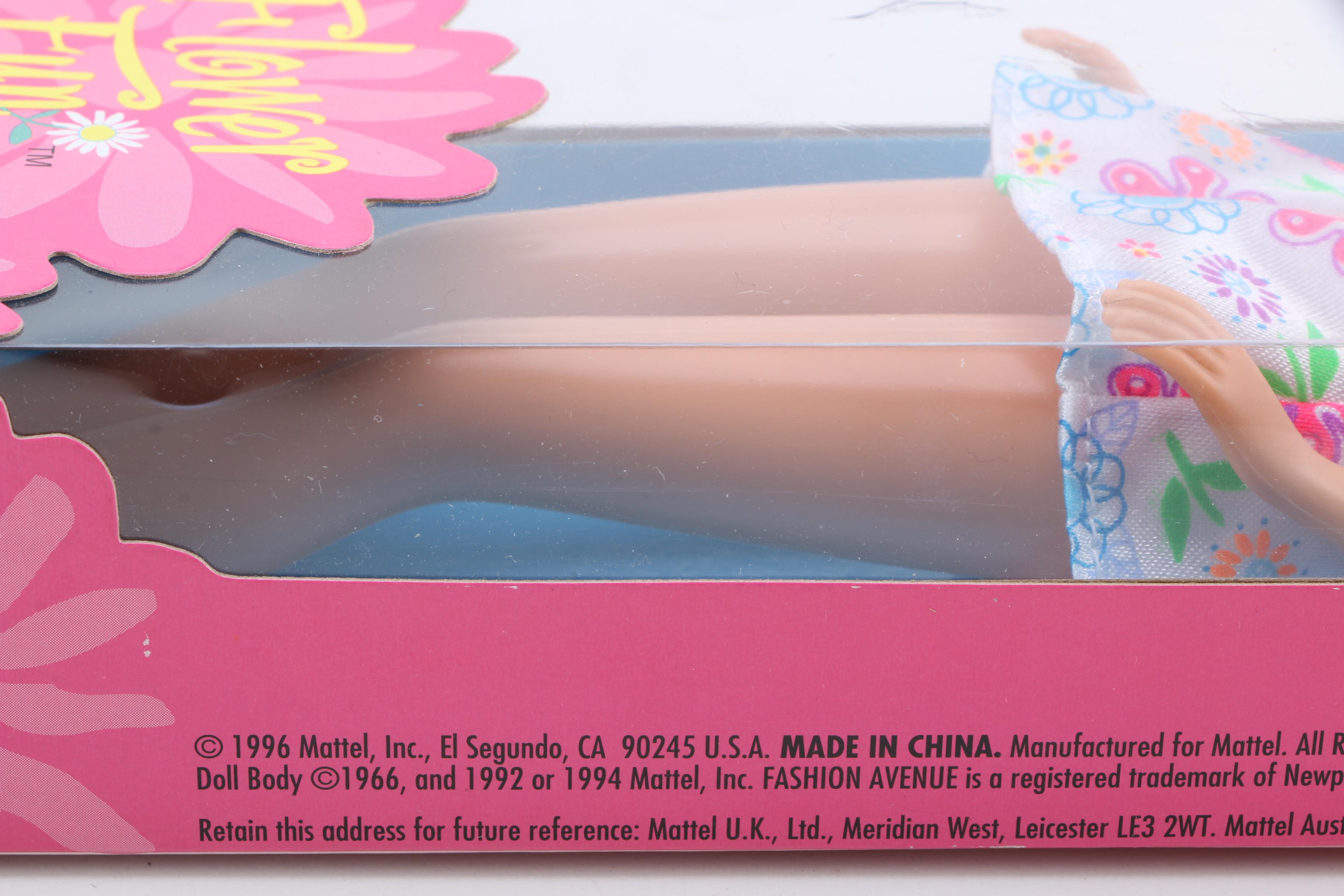 Barbie Doll Case and Barbie Dolls Including Sun Gold Malibu