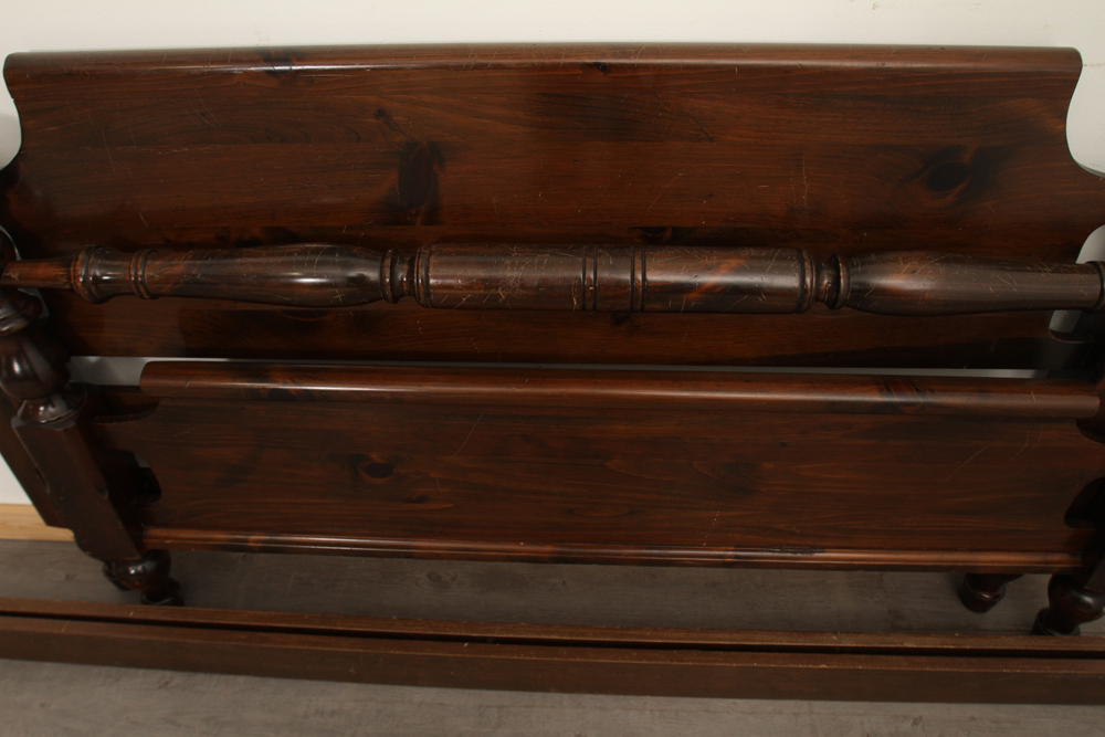 Federal Style Pine Queen Bed Frame by Bennington