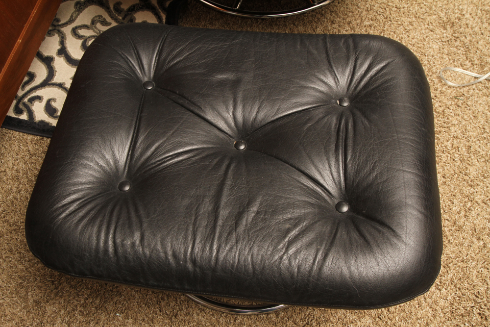 Ekornes Style Chair and Ottoman