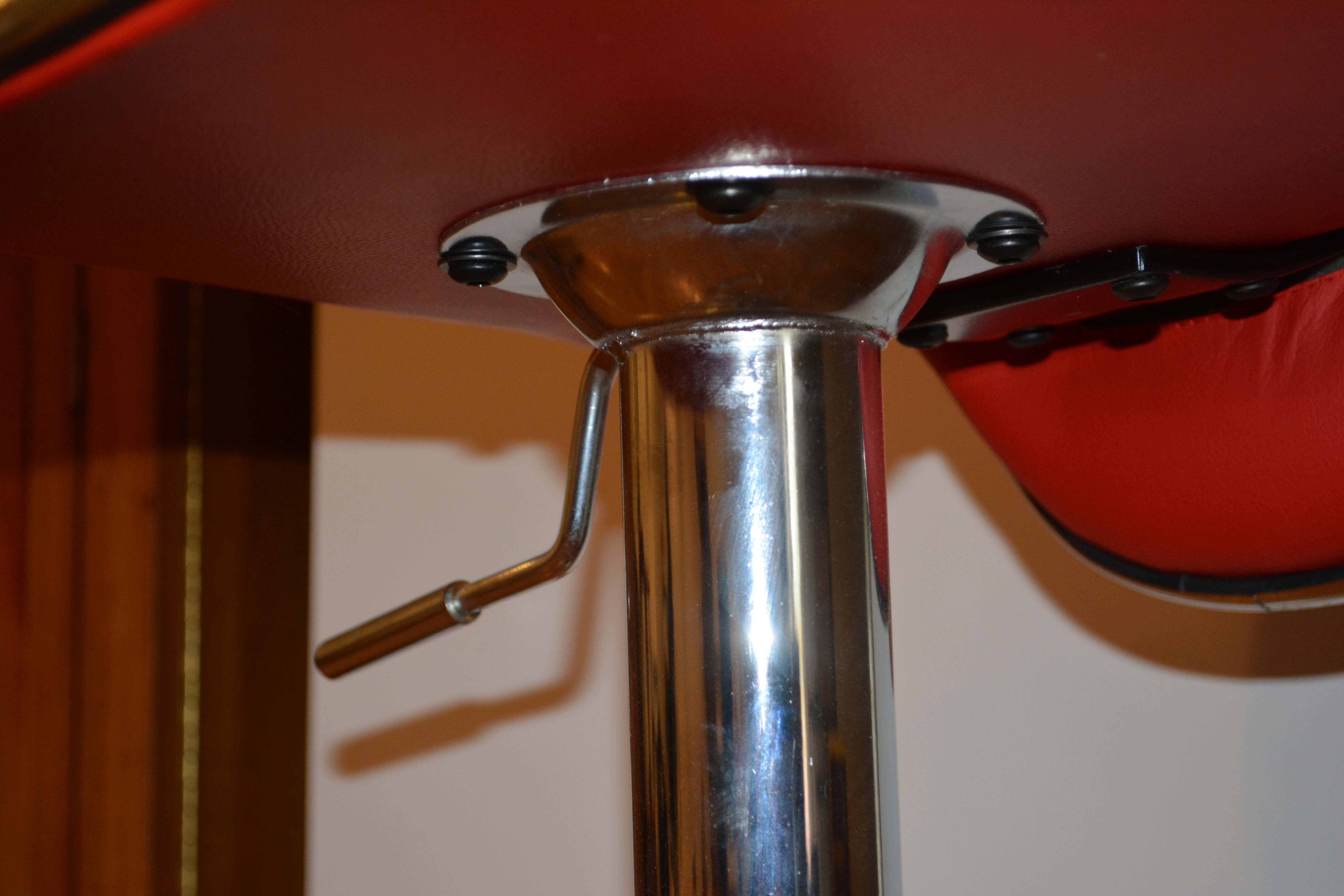 Modern Style Adjustable Counter Stool