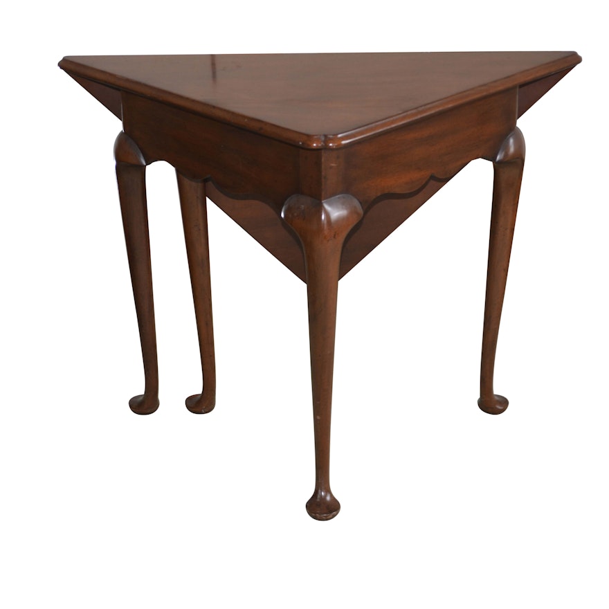 Queen Anne Style Corner Flip-Top Table