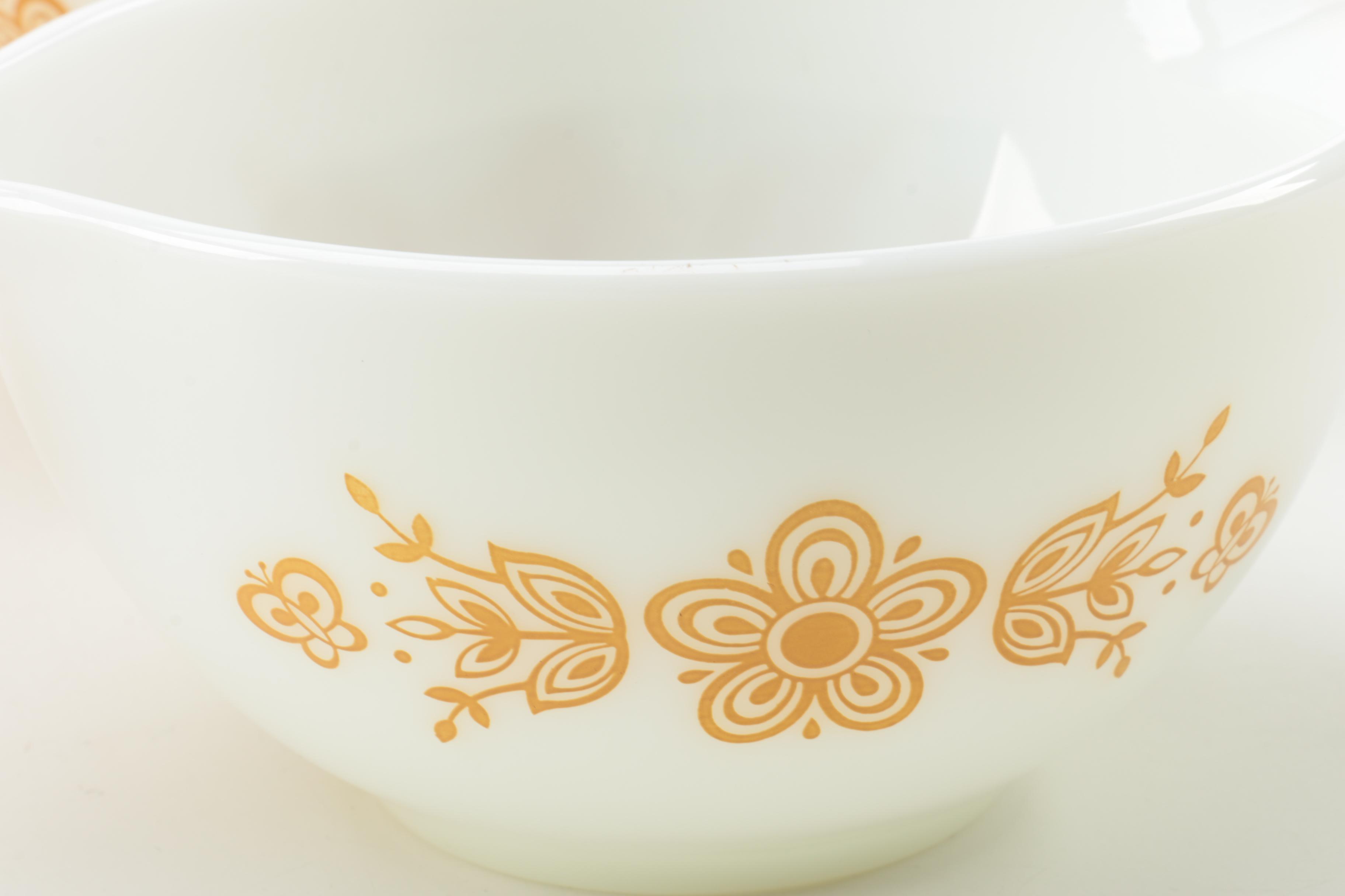 Vintage Pyrex "Butterfly Gold" Cinderella Bowl Set