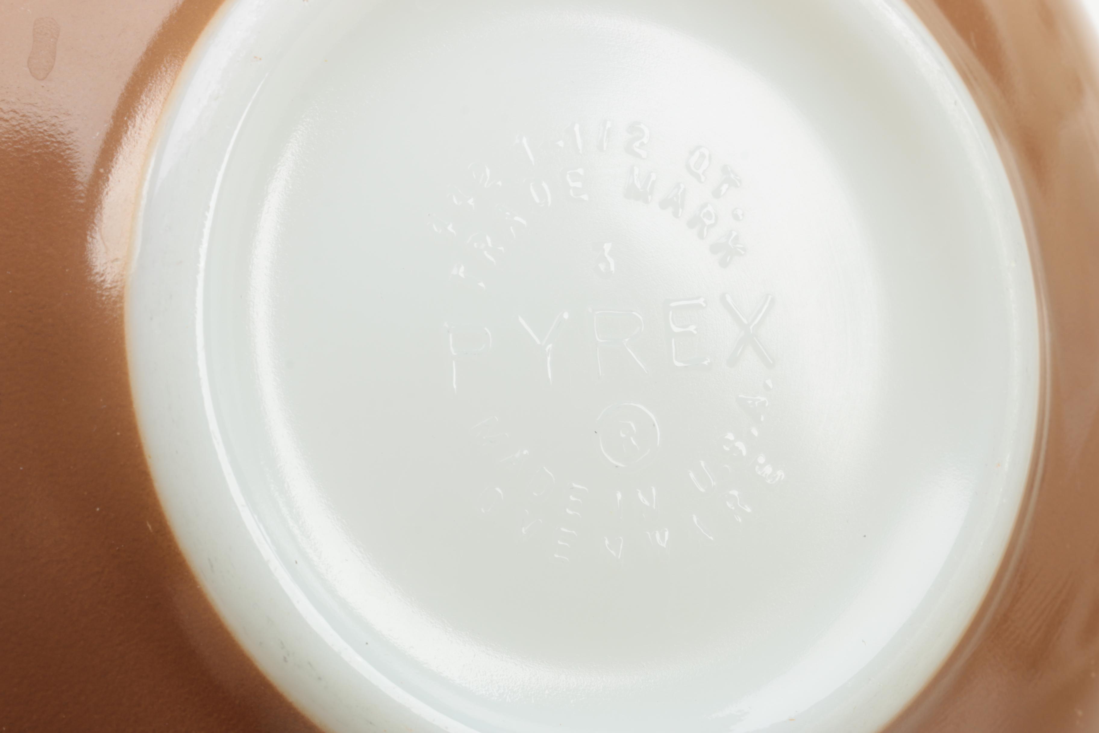 Vintage Pyrex "Americana" Glass Dish Set