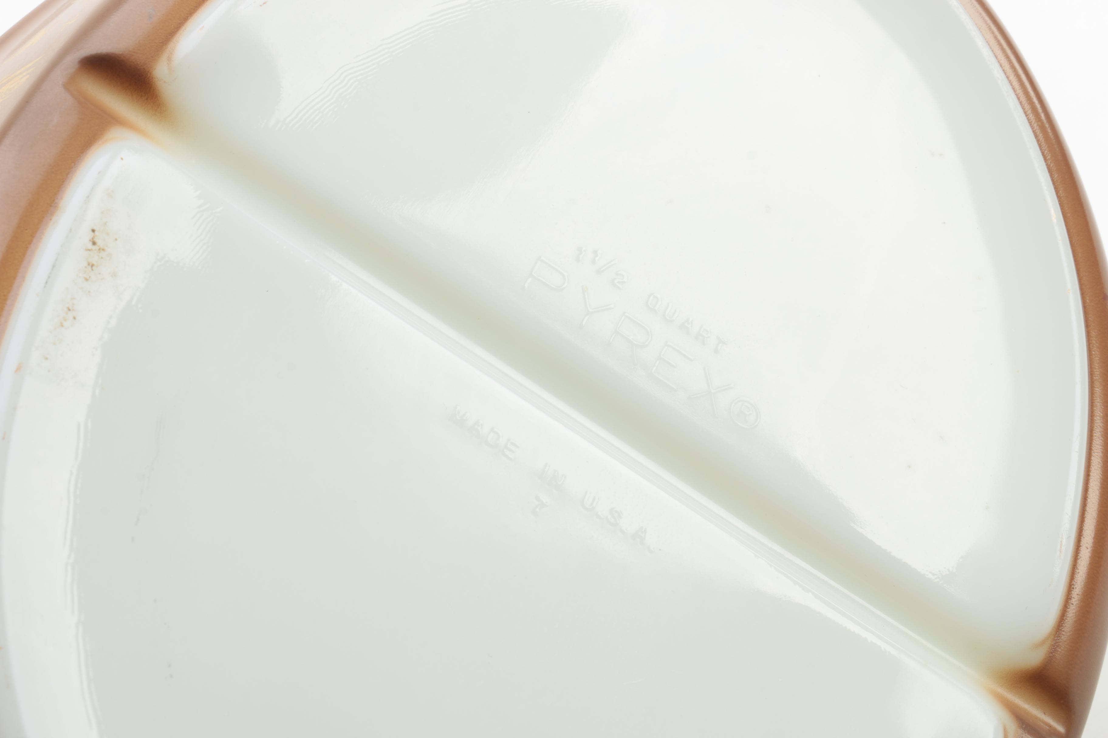 Vintage Pyrex "Americana" Glass Dish Set