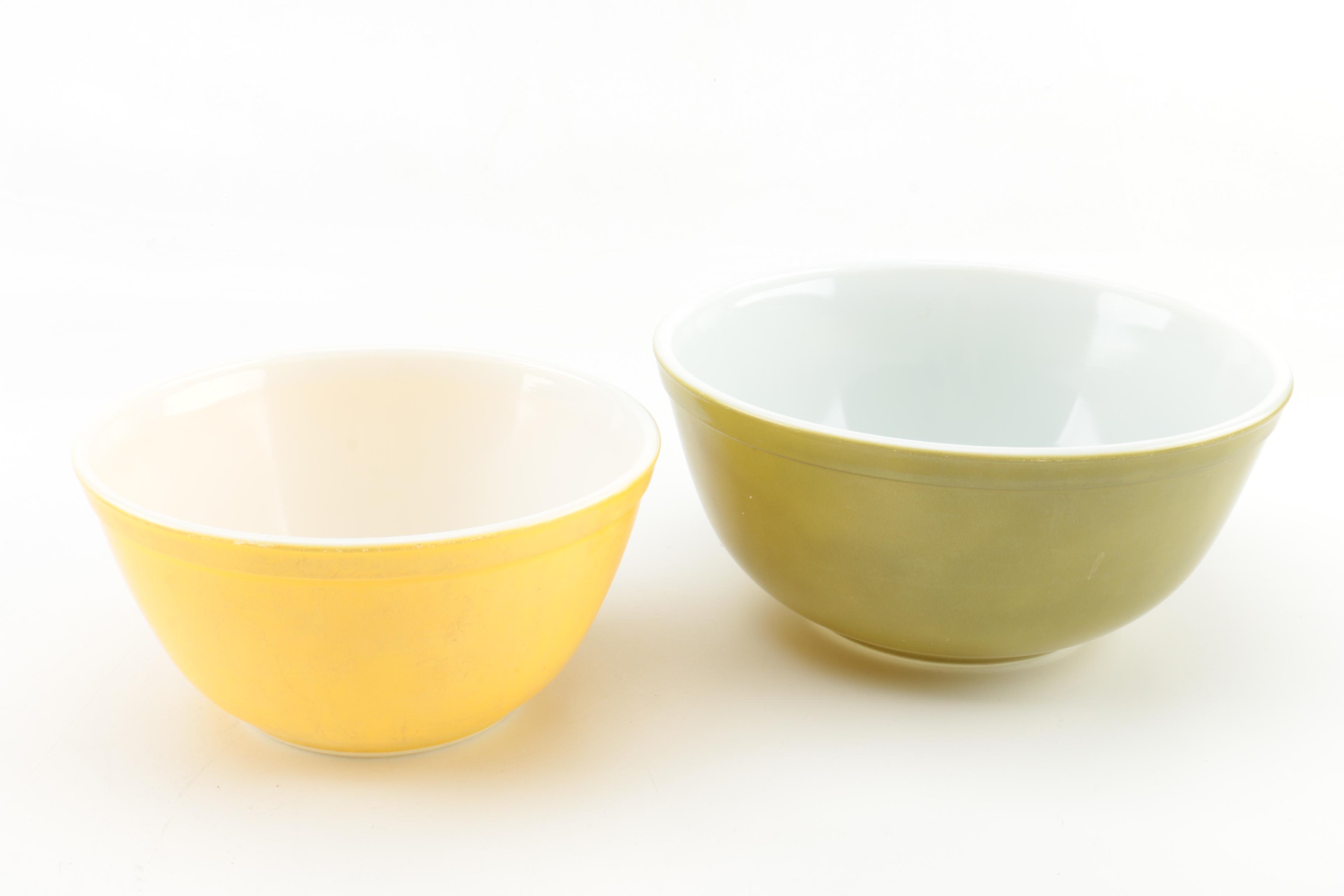 Pyrex "Primary Colors" Cinderella Mixing Bowls and Pyrex Bakeware