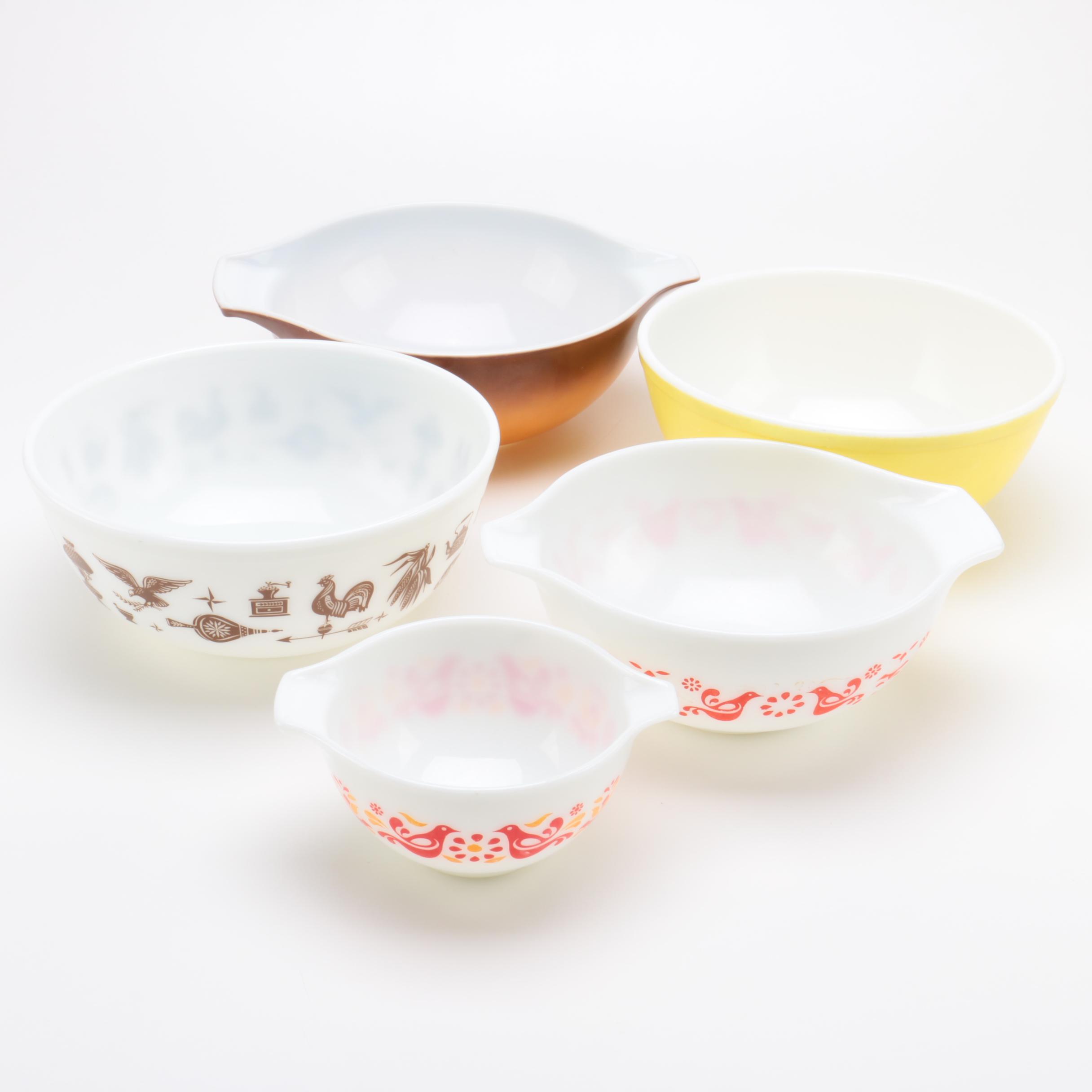 Vintage Pyrex Mixing Bowls Including "Early American" and "Friendship"