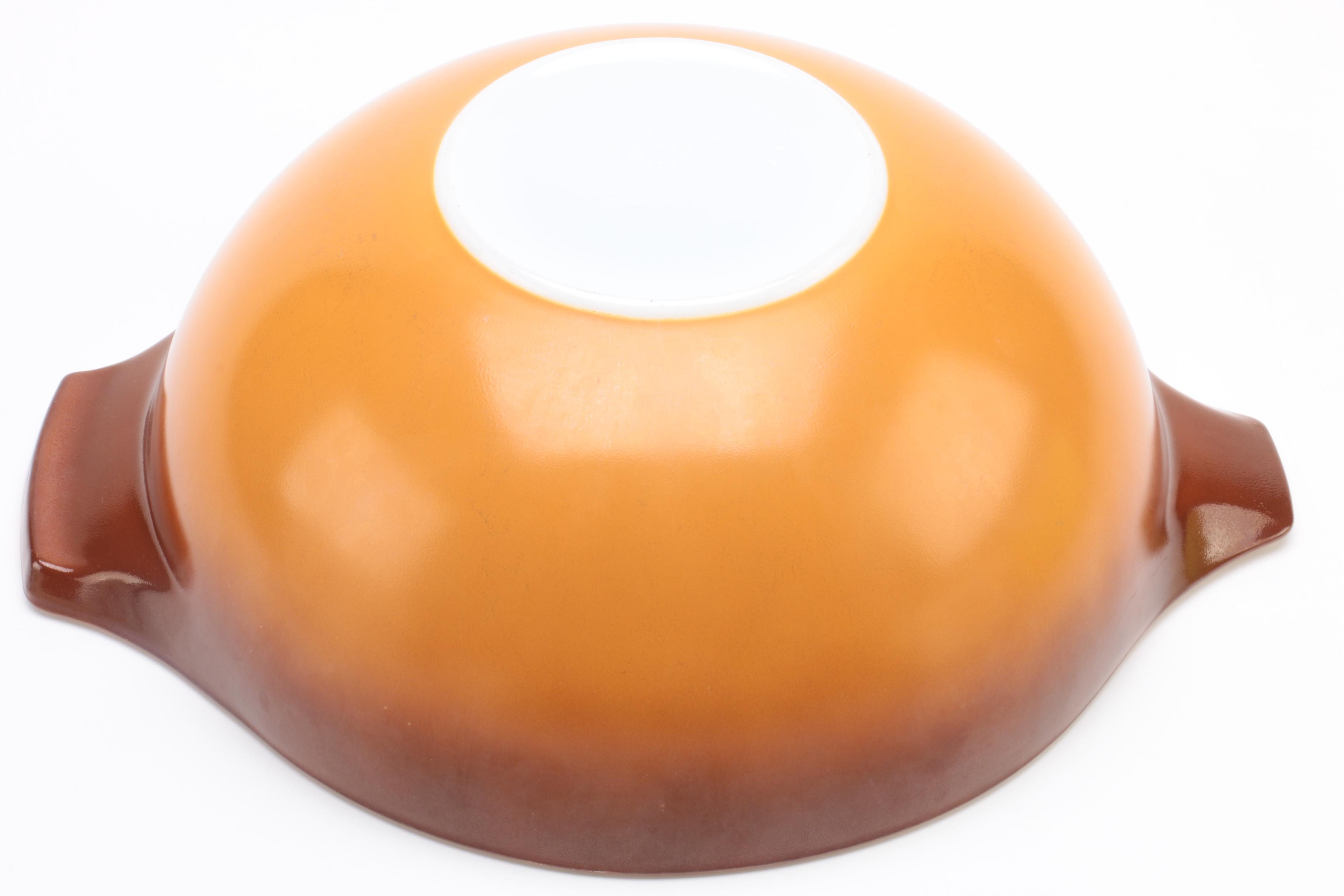 Vintage Pyrex Mixing Bowls Including "Early American" and "Friendship"