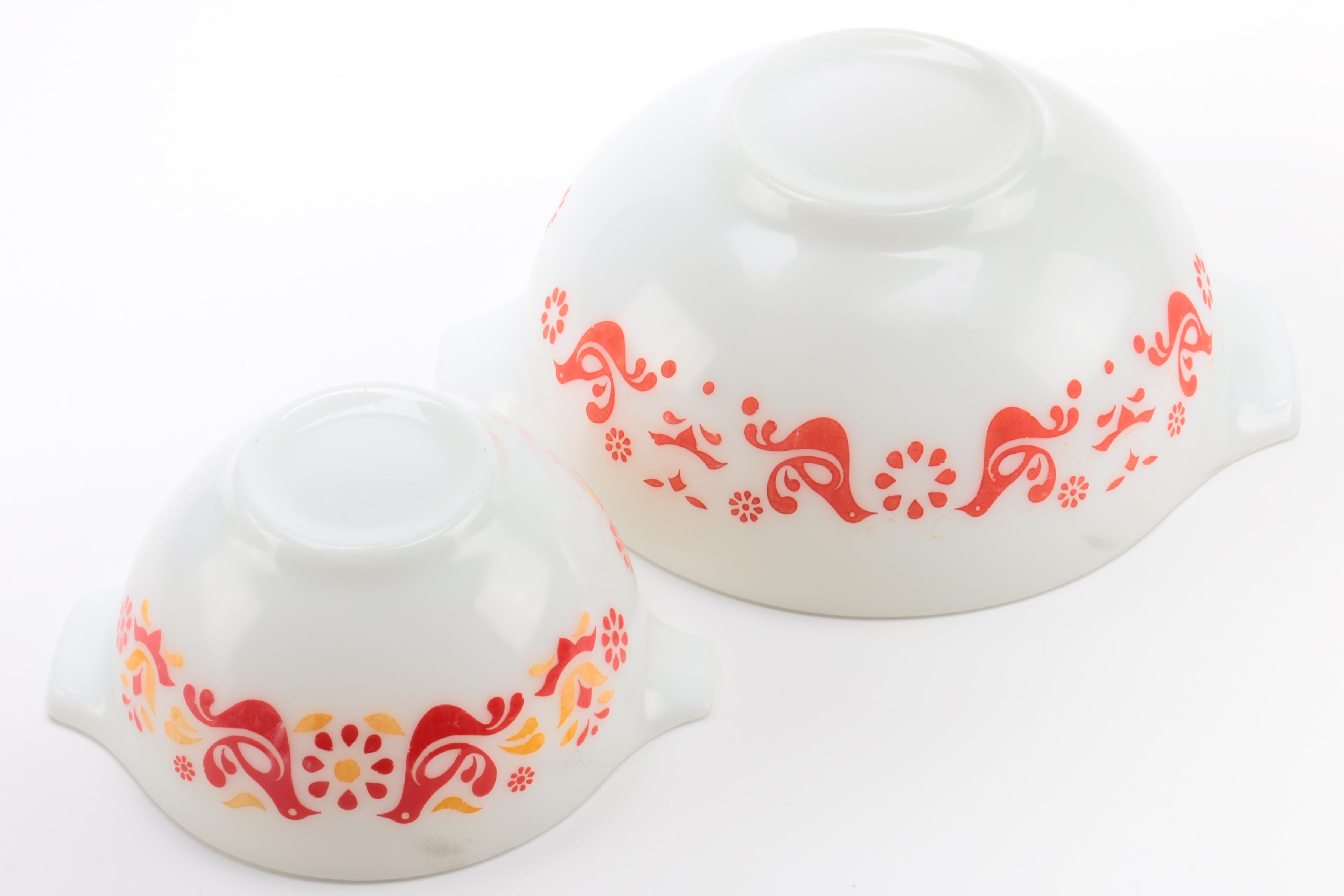 Vintage Pyrex Mixing Bowls Including "Early American" and "Friendship"