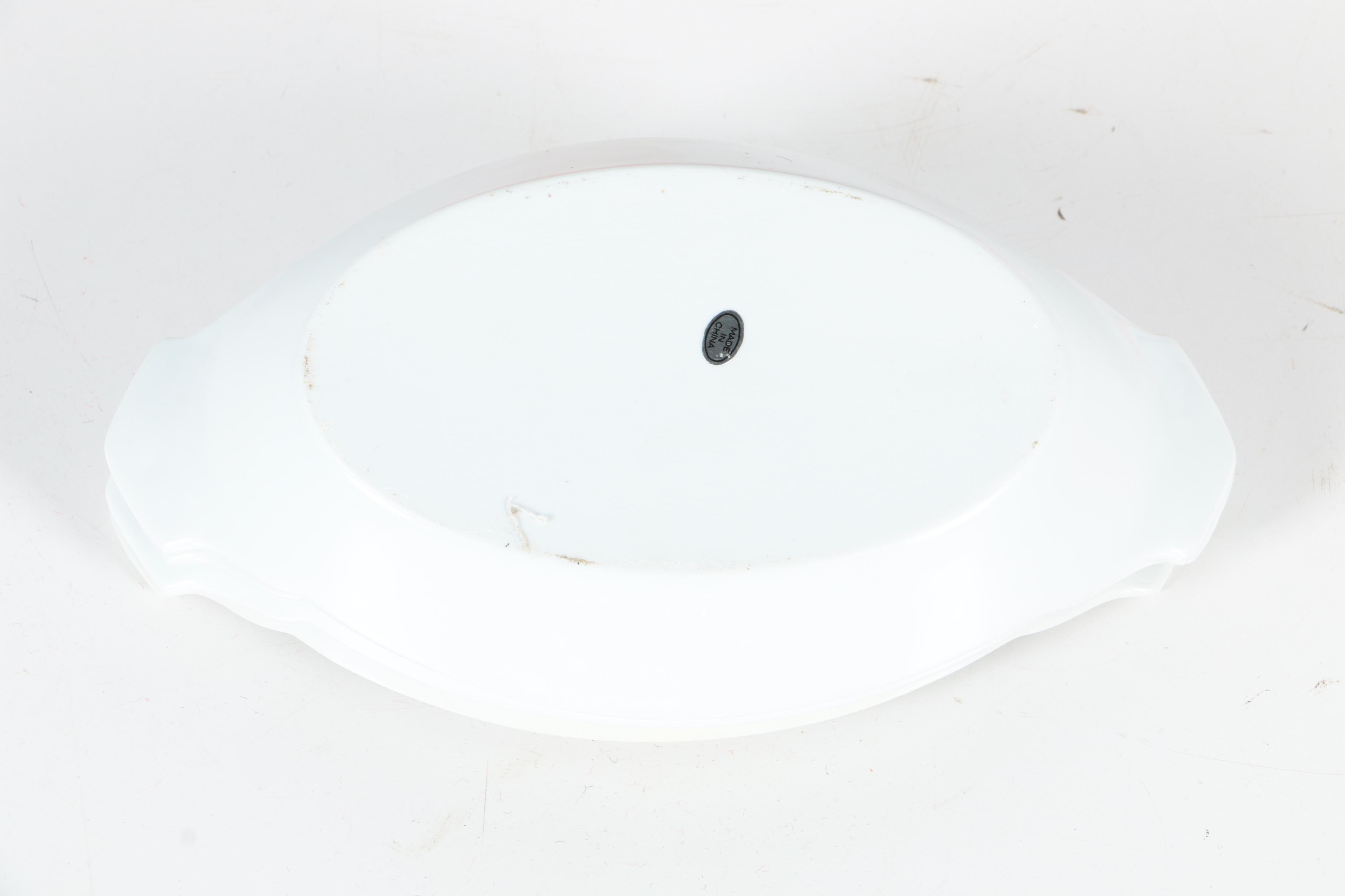 Le Creuset Cookware and Le Creuset Cookbook