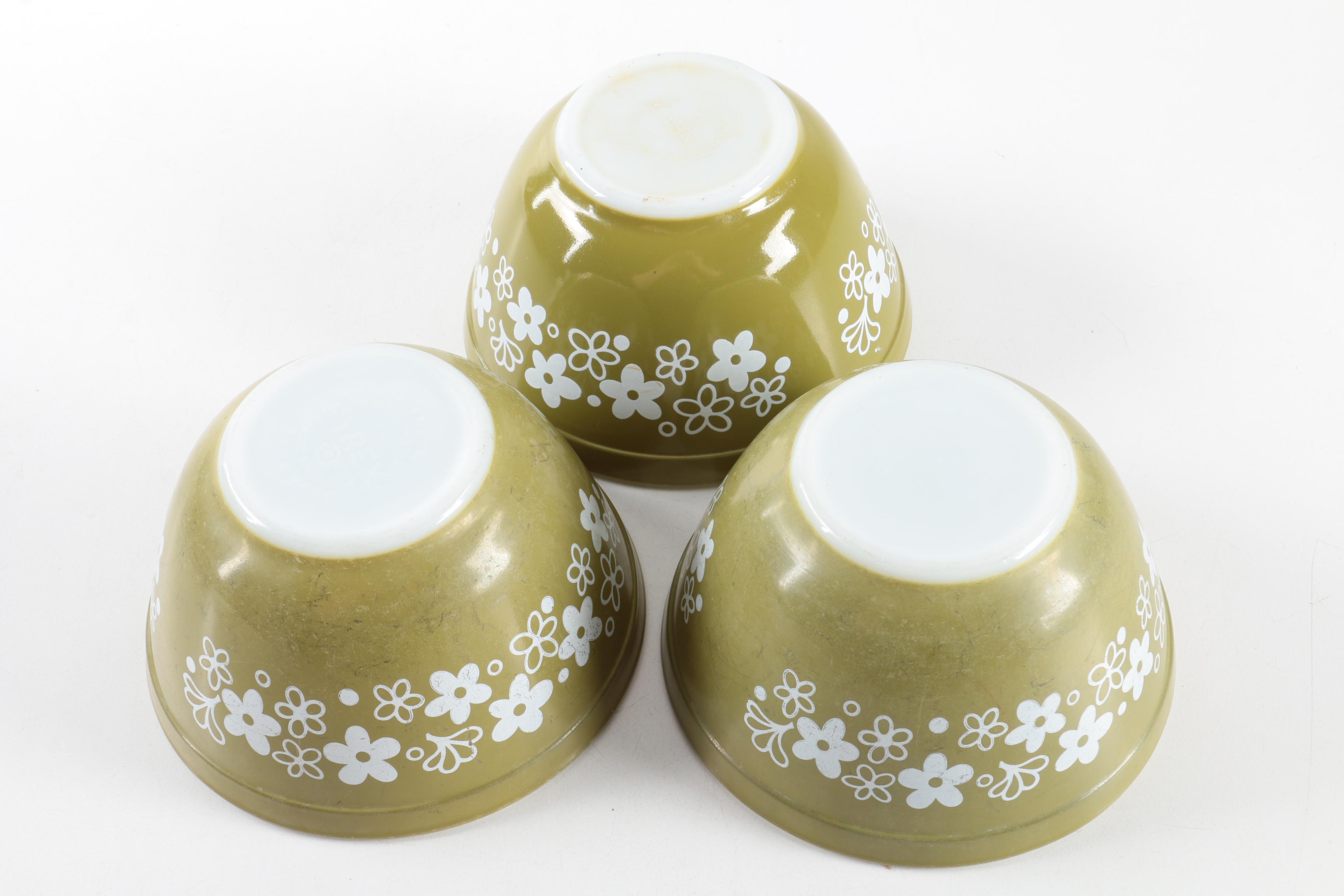 Pyrex "Spring Blossom" Green Glass Mixing Bowls and Baking Dishes 1972-79