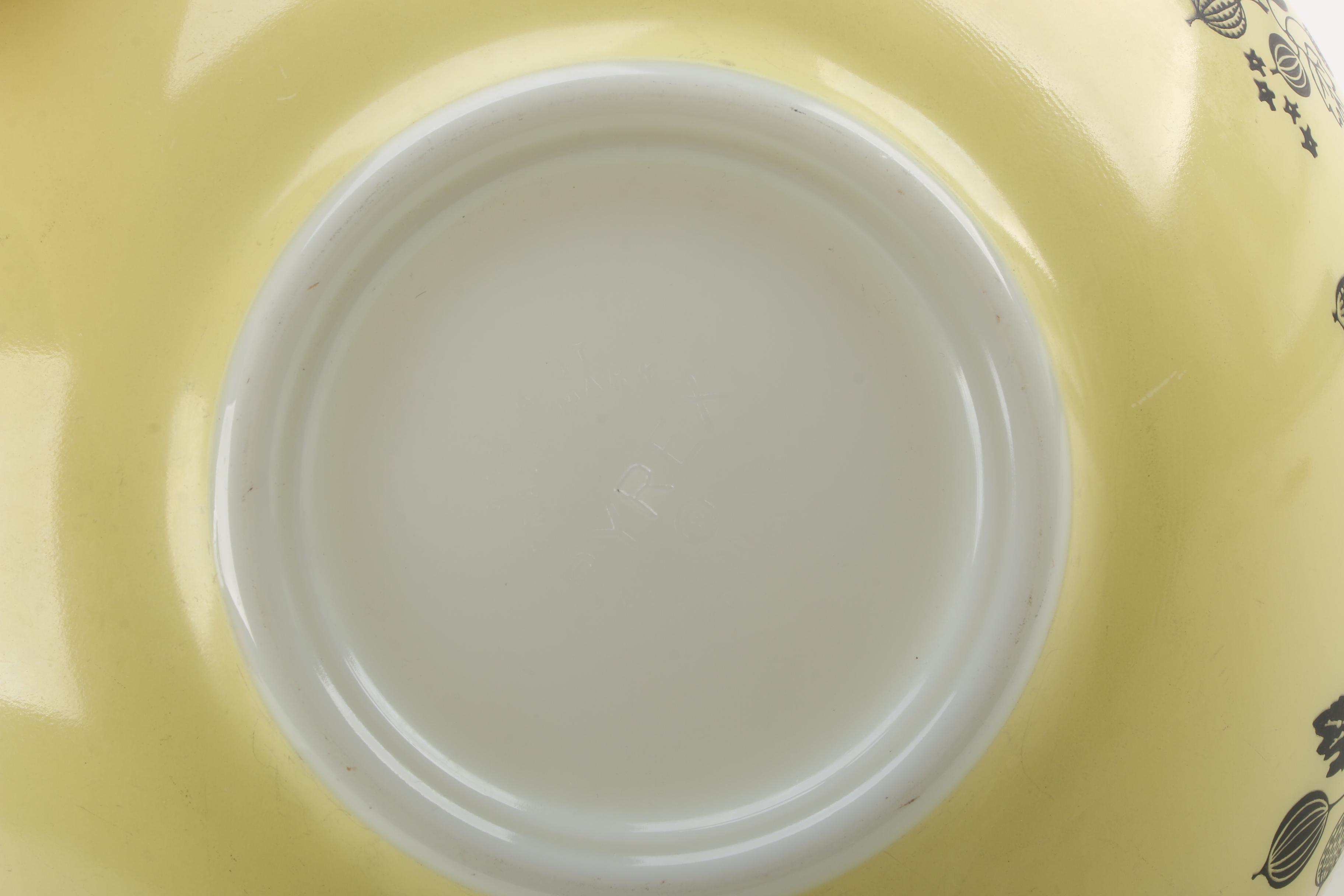 Pyrex "Gooseberry" Mixing Bowls and Bakeware Including "Barbed Wire" 1958