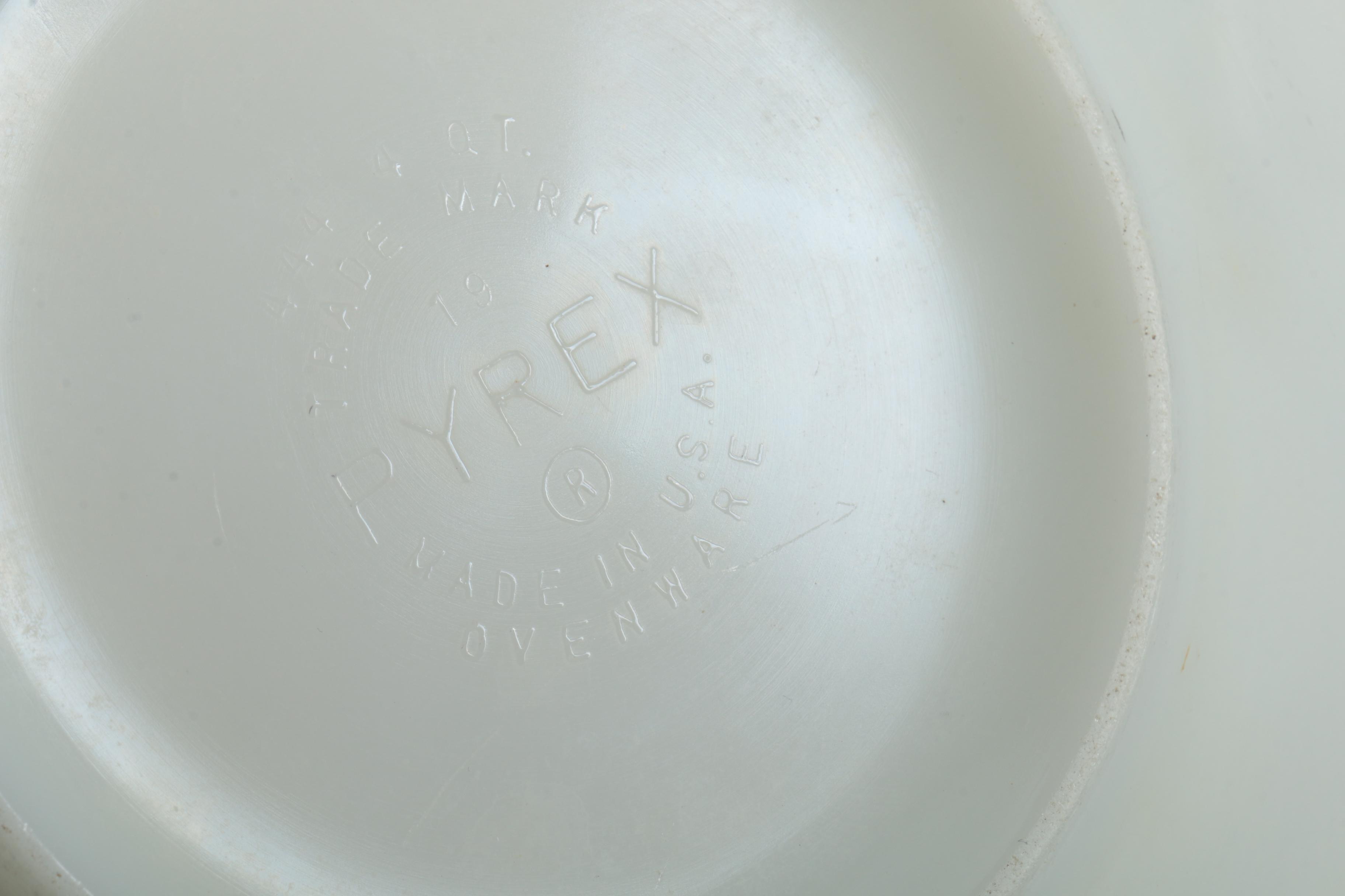 Pyrex "Town and Country" Mixing Bowls and Baking Dishes 1963-67