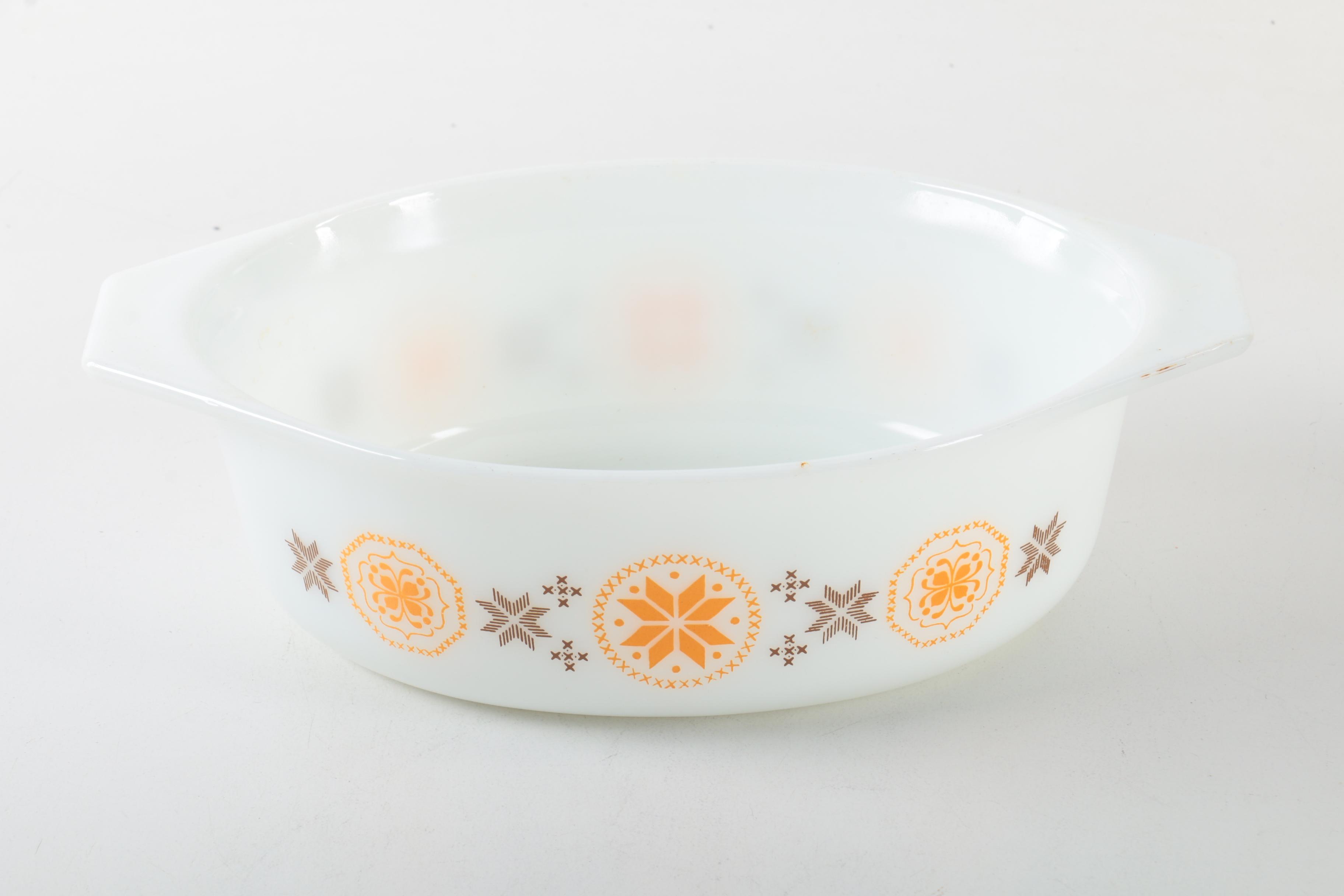 Pyrex "Town and Country" Mixing Bowls and Baking Dishes 1963-67