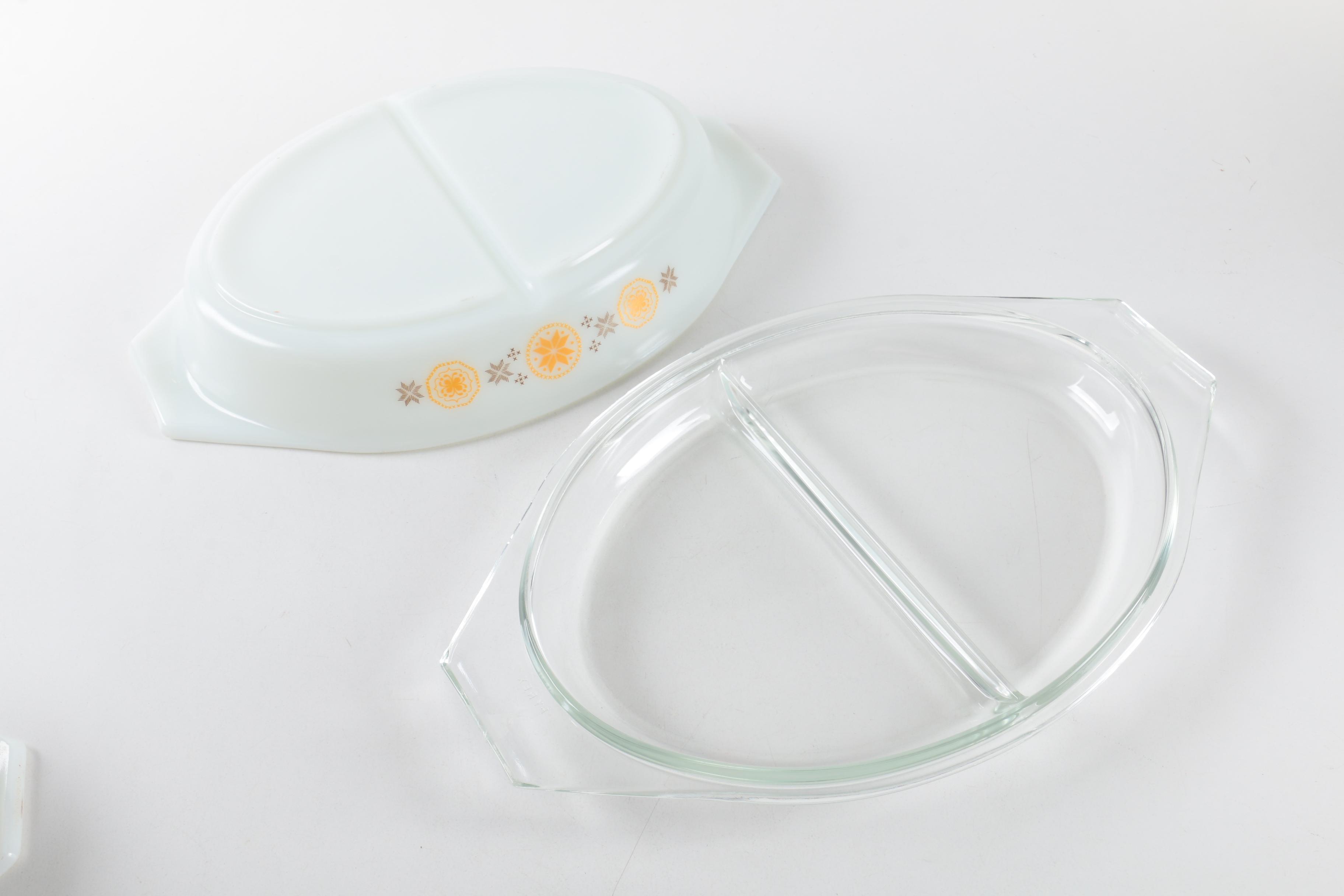 Pyrex "Town and Country" Mixing Bowls and Baking Dishes 1963-67