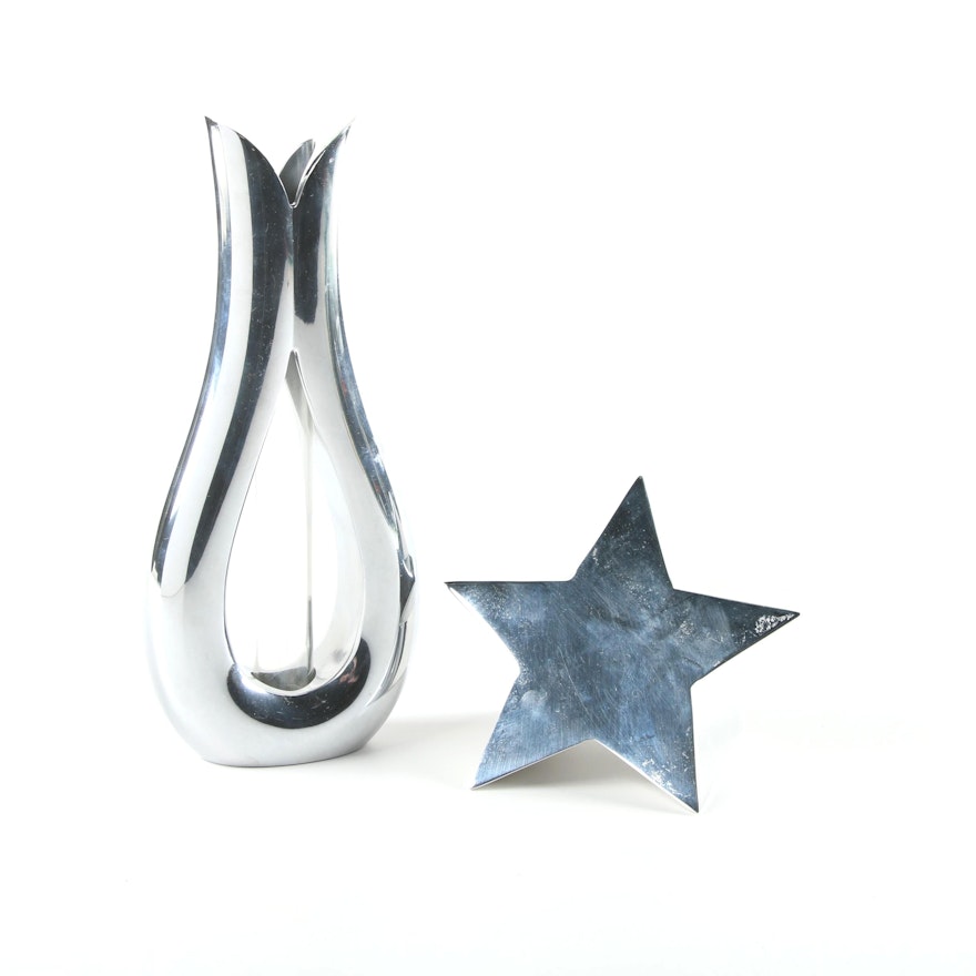 Nambé Aluminum Alloy Bud Vase With a Star Paperweight