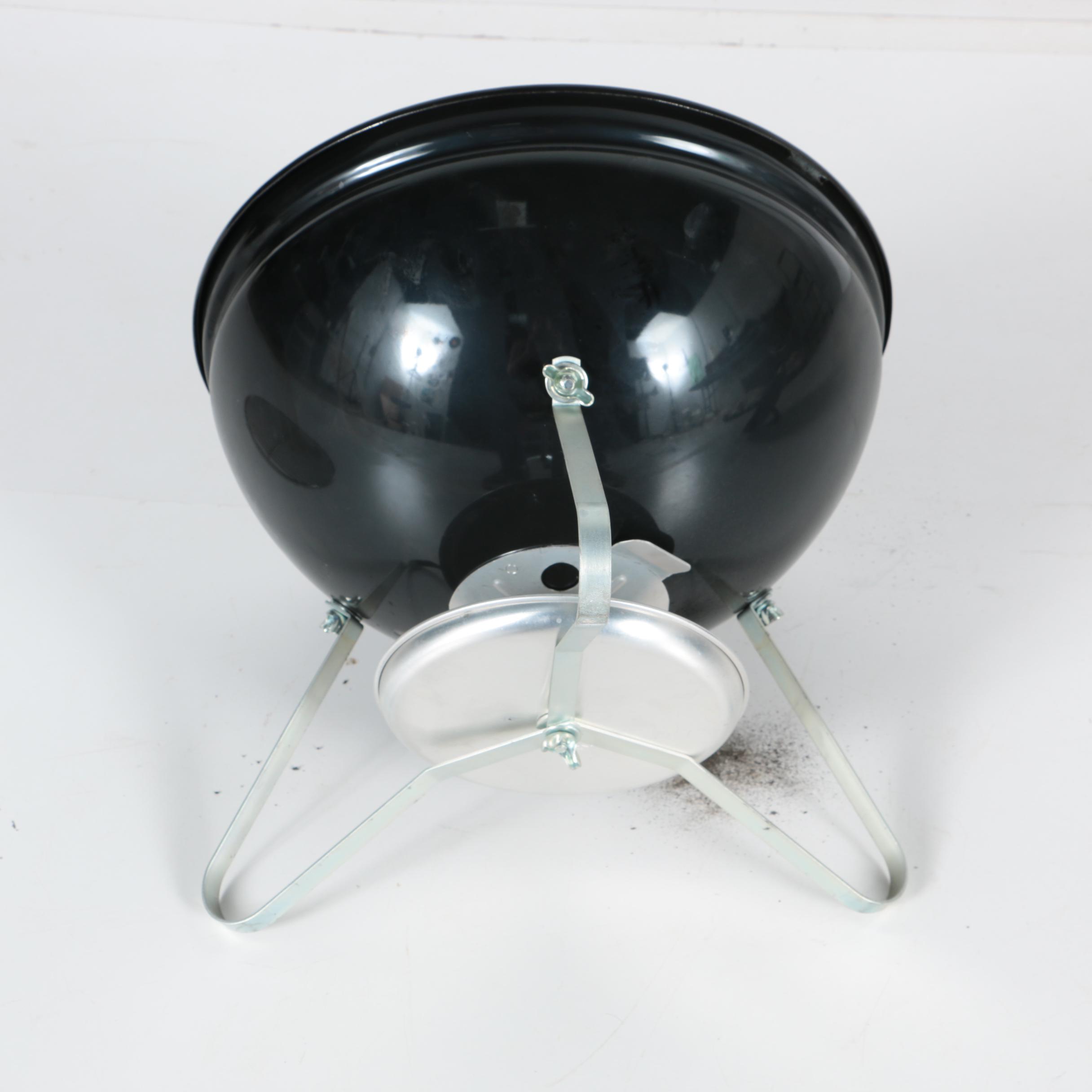 Weber Kettle Charcoal Grill